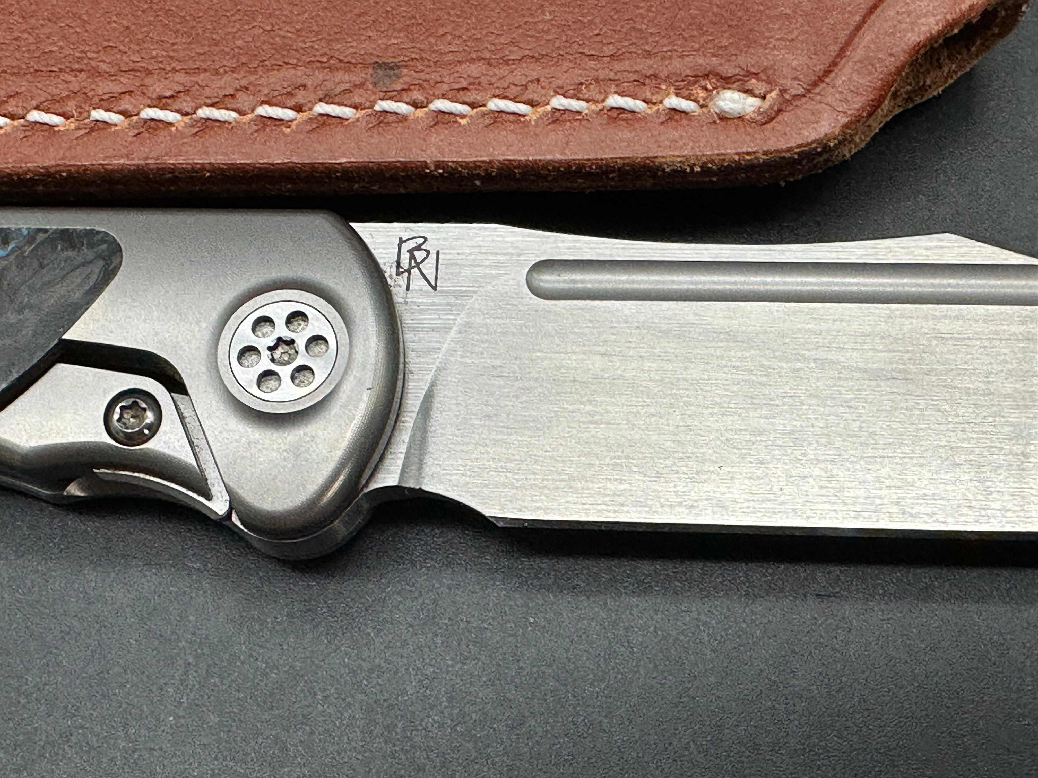 Sharp by Design Mini Tempest drop point, blue fat carbon Bowie blade M390