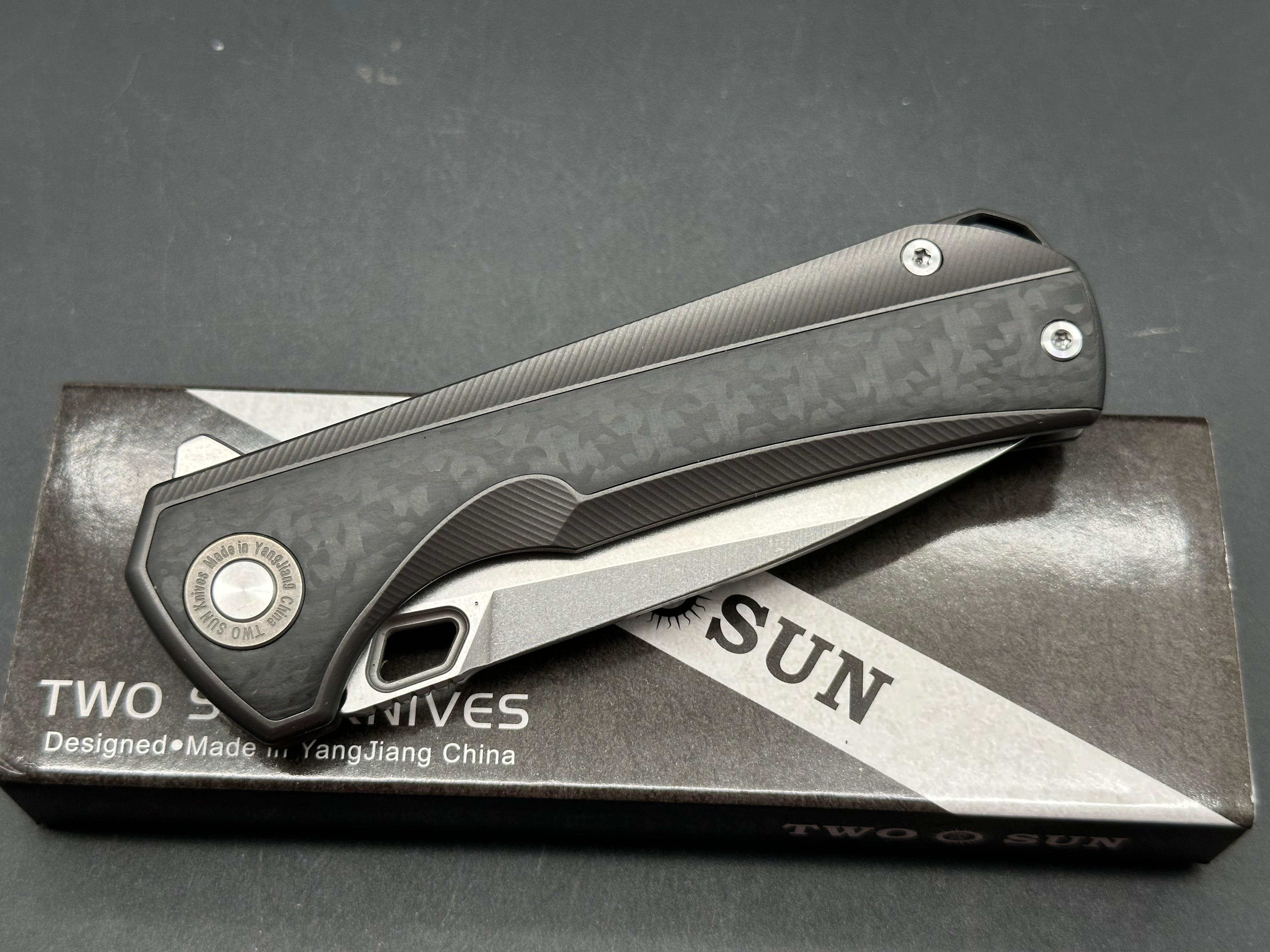 TWOSUN TS419 BLACK TITANIUM/CARBON FIBER HANDLE YJ01-V1 PLAIN EDGE SATIN FINISH