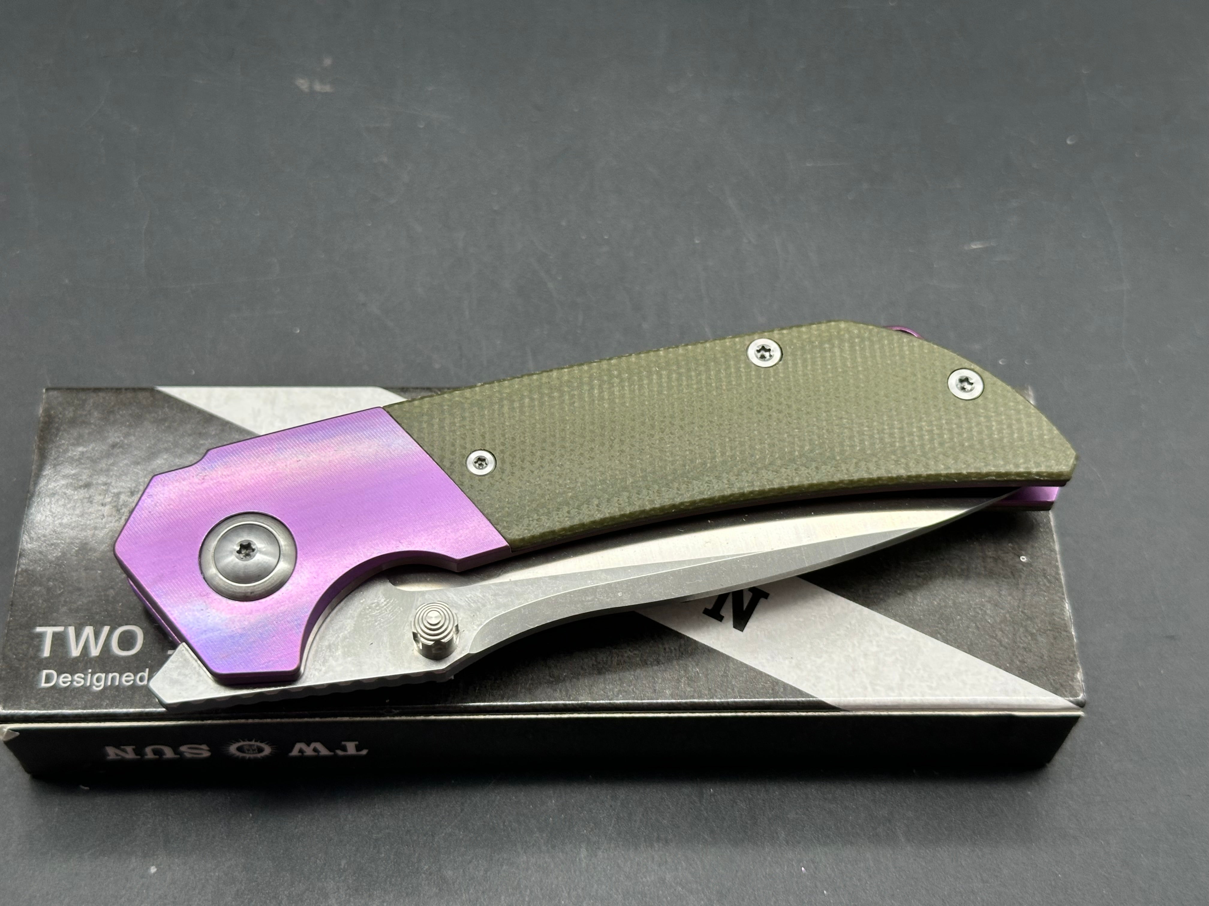 TWOSUN TS369-PUR GREEN MICARTA/PURPLE TITANIUM HANDLE D2 PLAIN EDGE