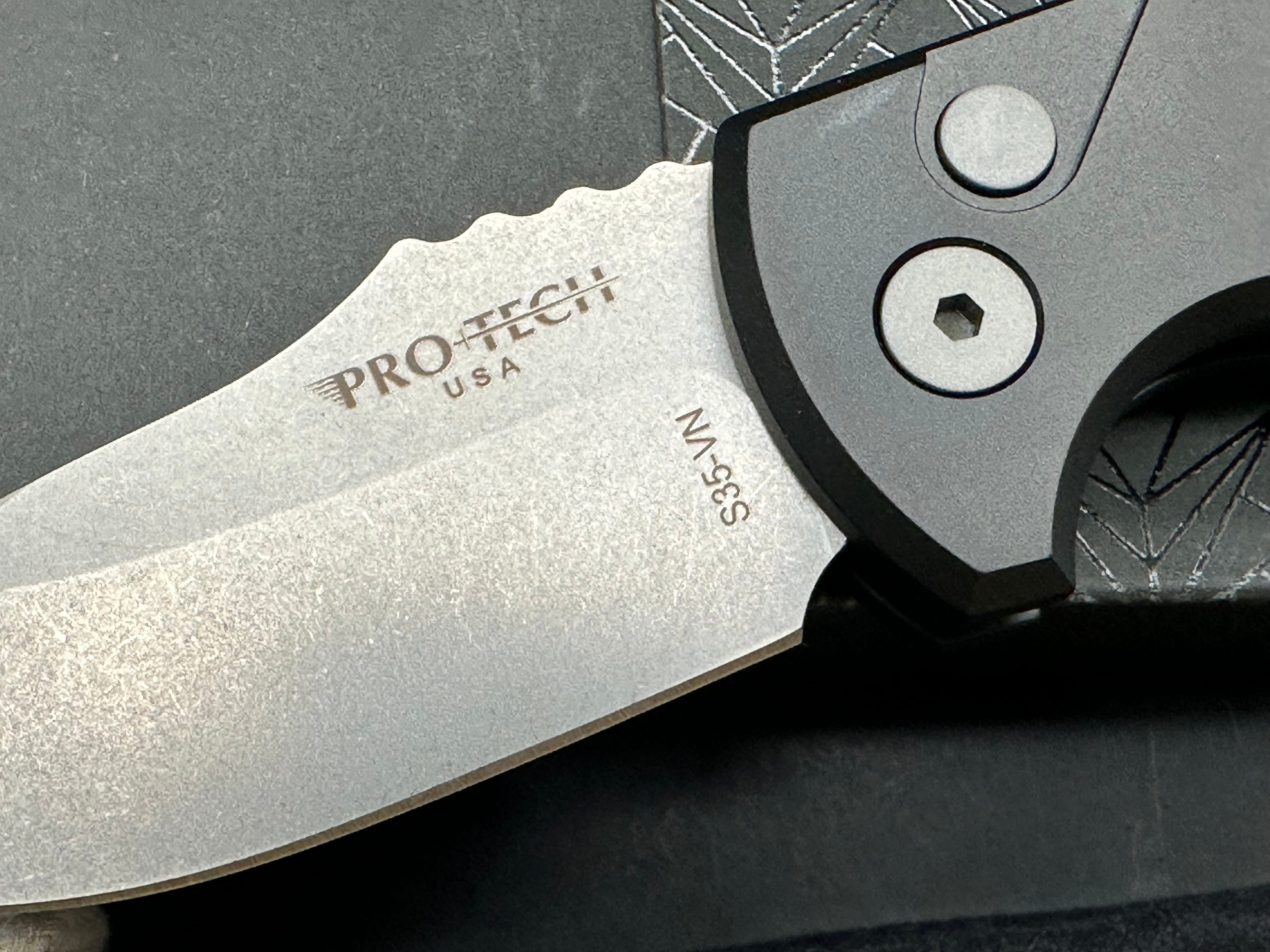 Pro-Tech SBR Auto, 2.6" CPM S35VN Stonewash Blade with Black Aluminum Scales