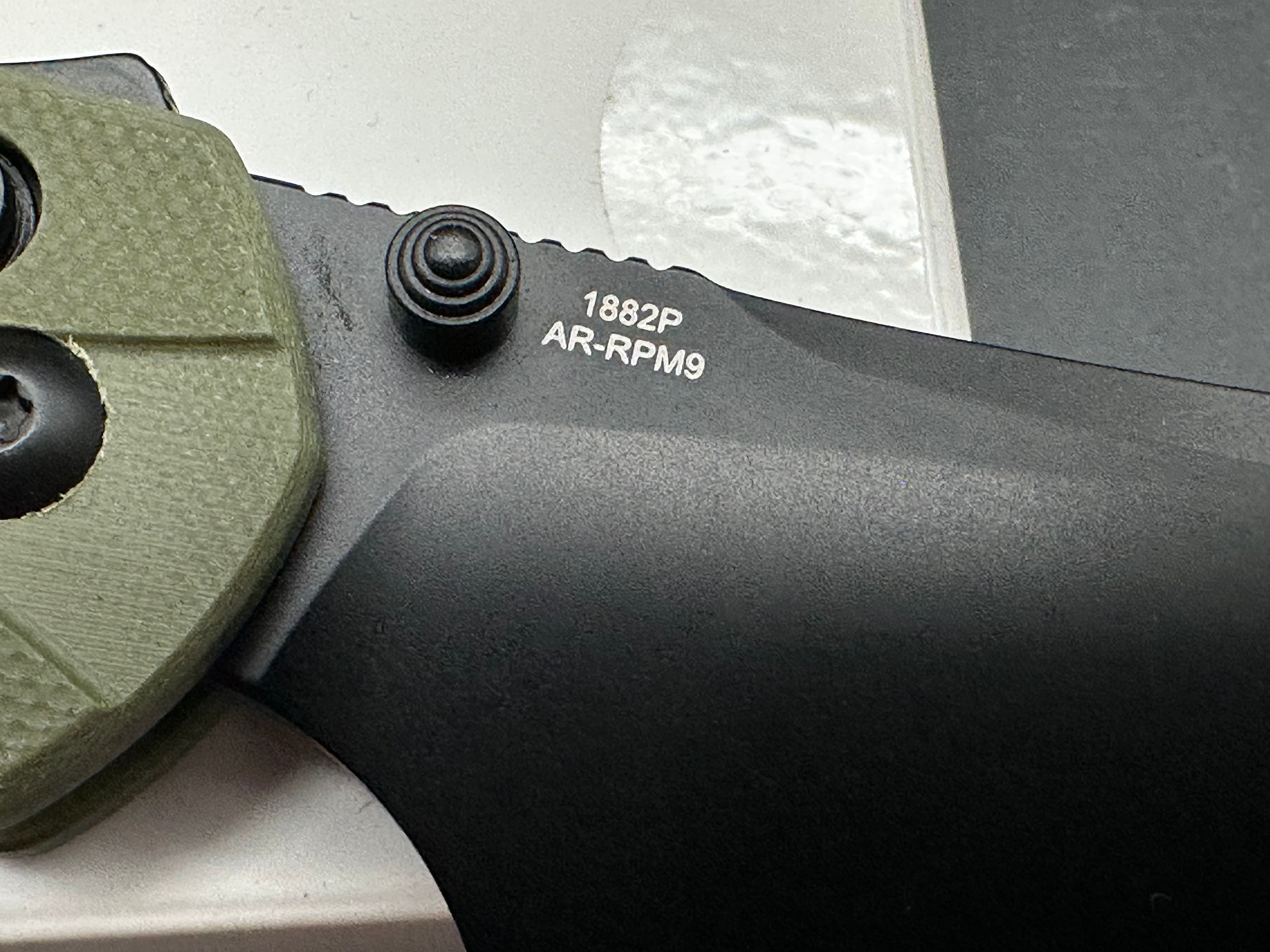 ARTISAN CUTLERY SIMOON BLACK AR-RPM9 STEEL BLADE GREEN G10 HANDLE