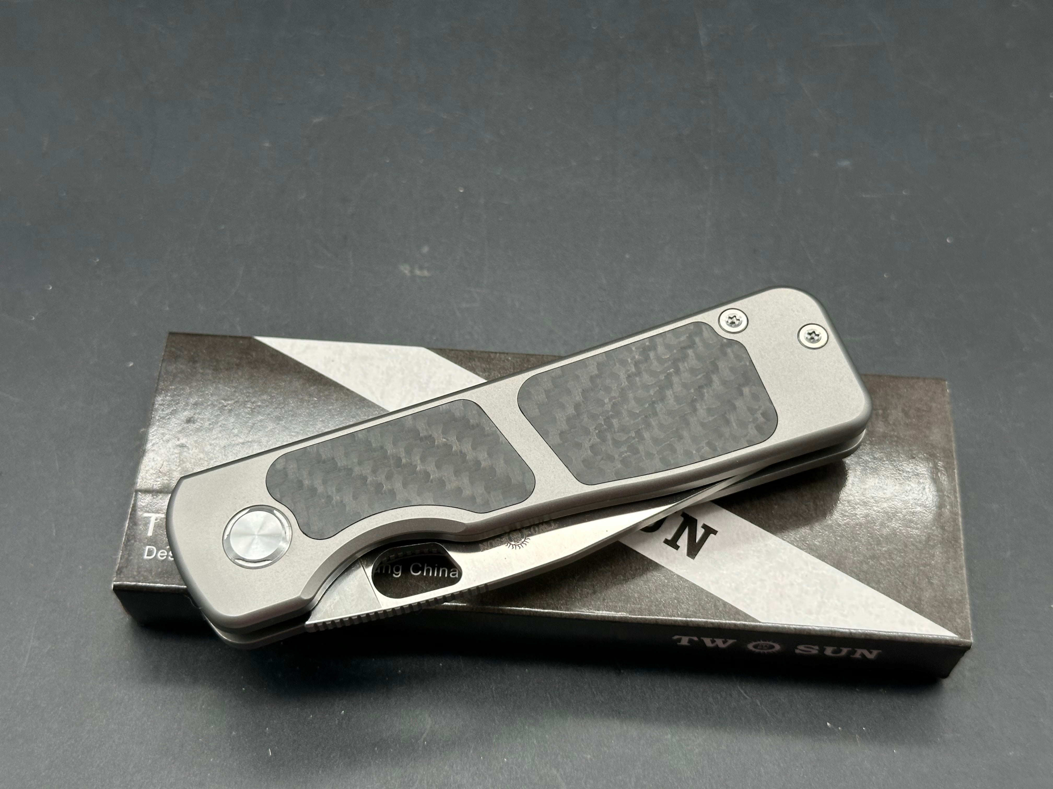 TWOSUN TS396 KEANU CARBON FIBER/TITANIUM HANDLE D2 PLAIN EDGE