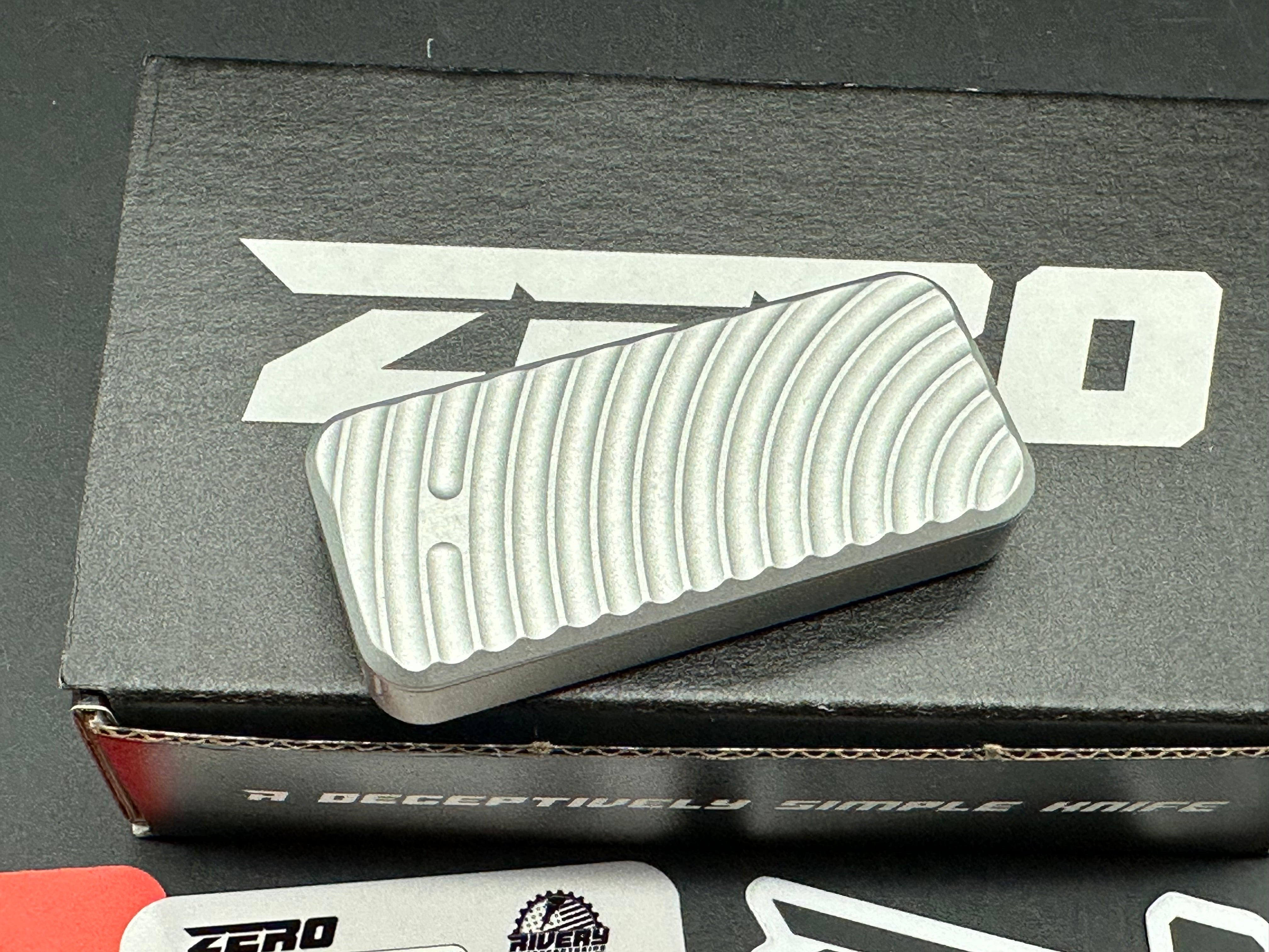 Rivery ZERO Utility Knife Utility Steel with Original Pattern Gray Aluminum