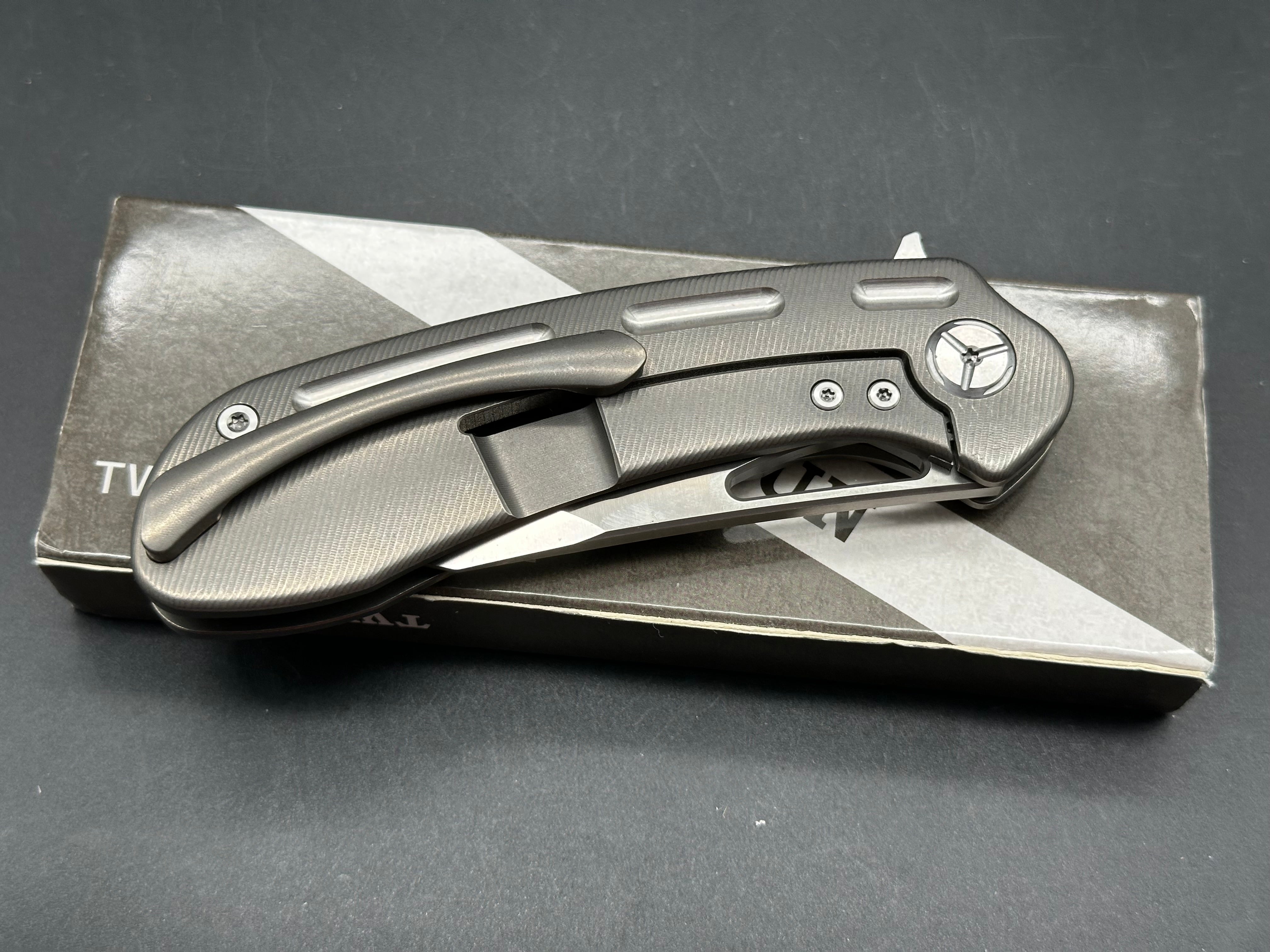 TwoSun TS261 Folding Knife Gray Titanium Handle S110V Plain Edge