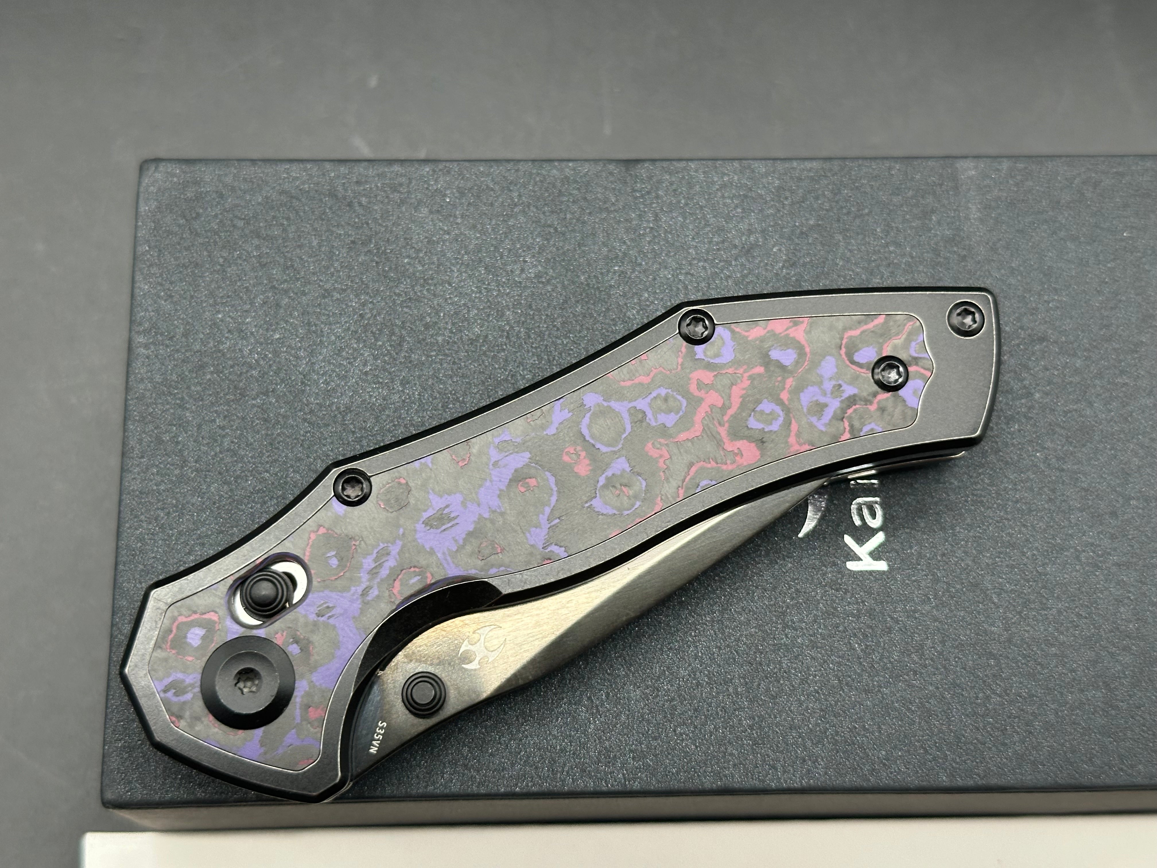 KANSEPT APOLLO BLACKWASH TITANIUM/PURPLE HAZE FATCARBON HANDLE S35VN MIRROR DLC FINISH