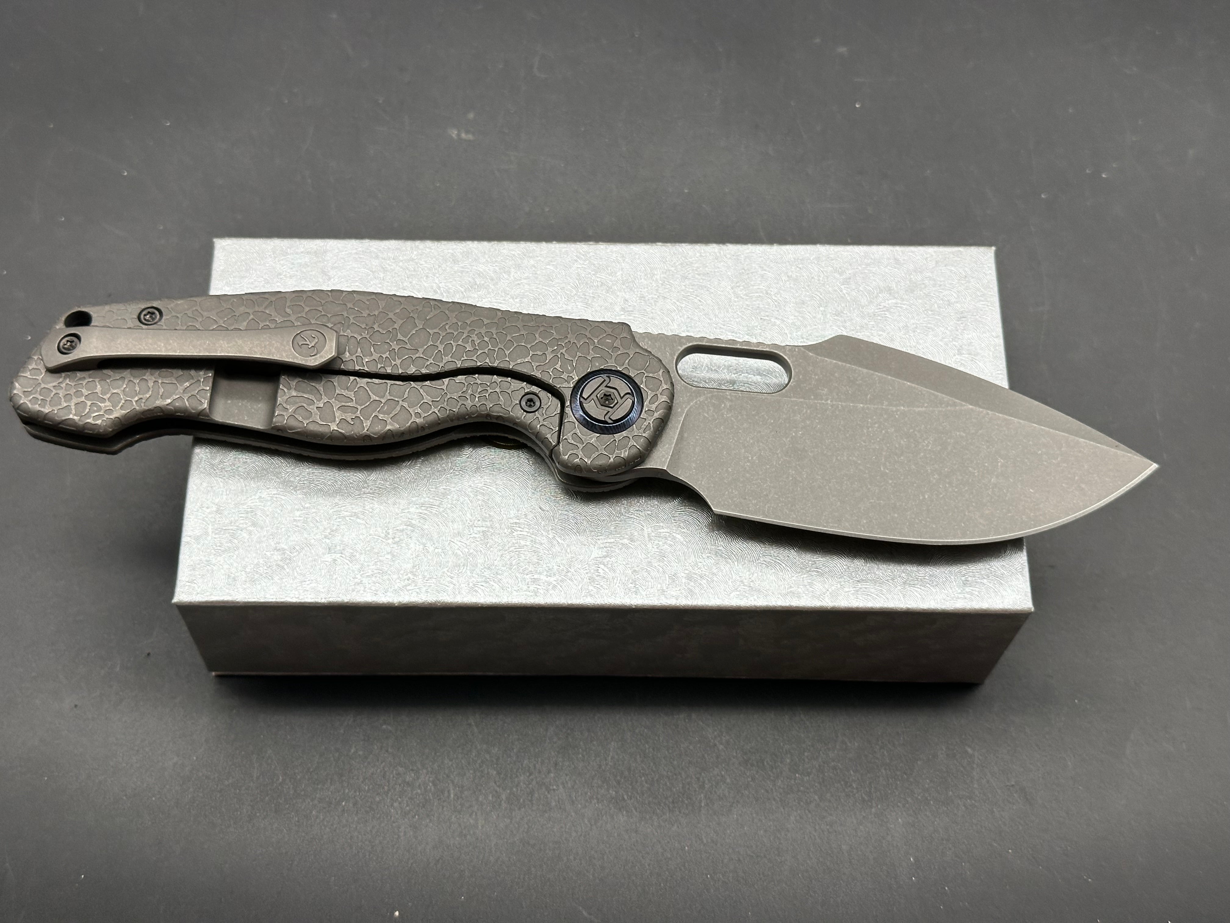 KUNWU GRINGO HONEYDEW STONEWASH TITANIUM HANDLE S390 PLAIN EDGE STONEWASH