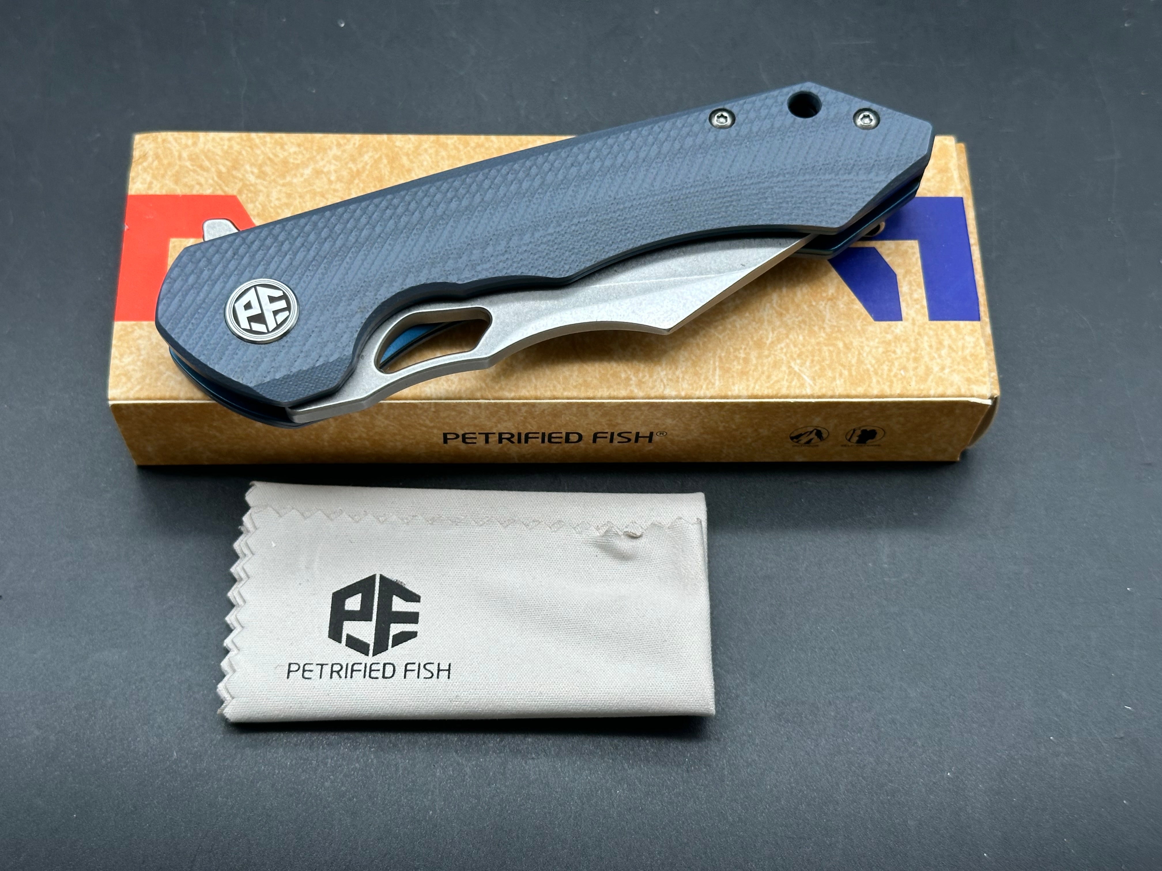 Petrified Fish original PF919 Fancy folding knife D2 steel blade G10 handle