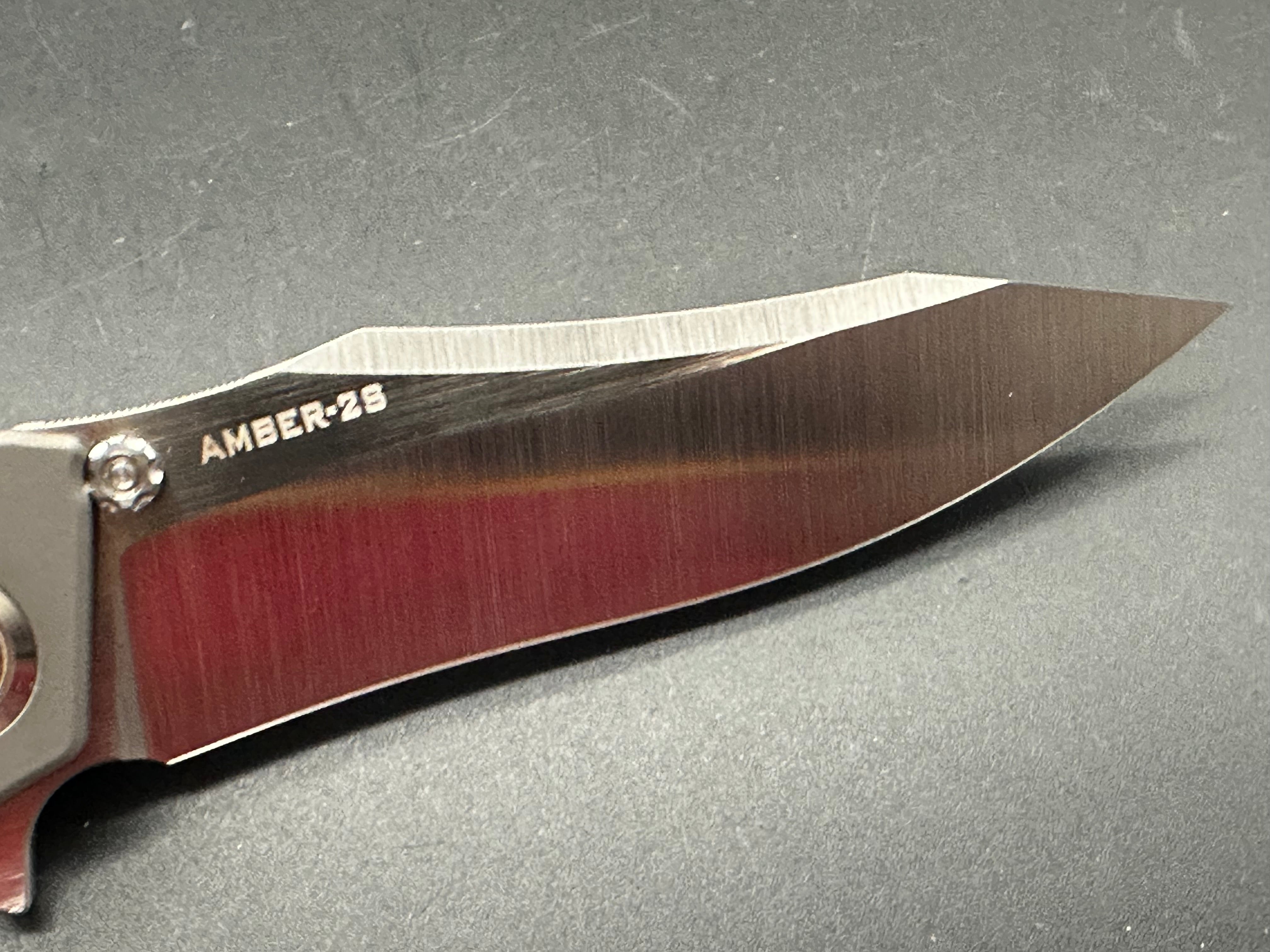 Maxace Amber 2S integral titanium knife w/timascus