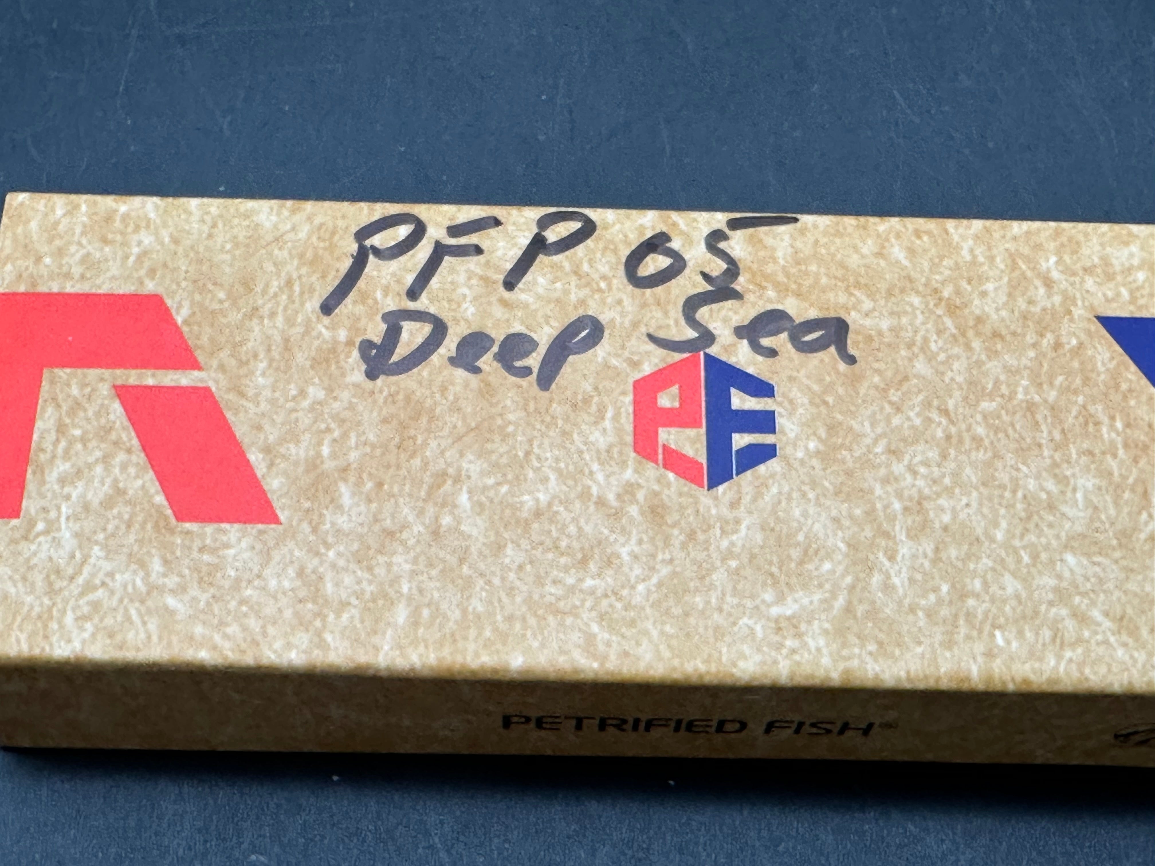 Petrified Fish PFP05 Deepsea 3.66” K110 Blade,Carbon fiber