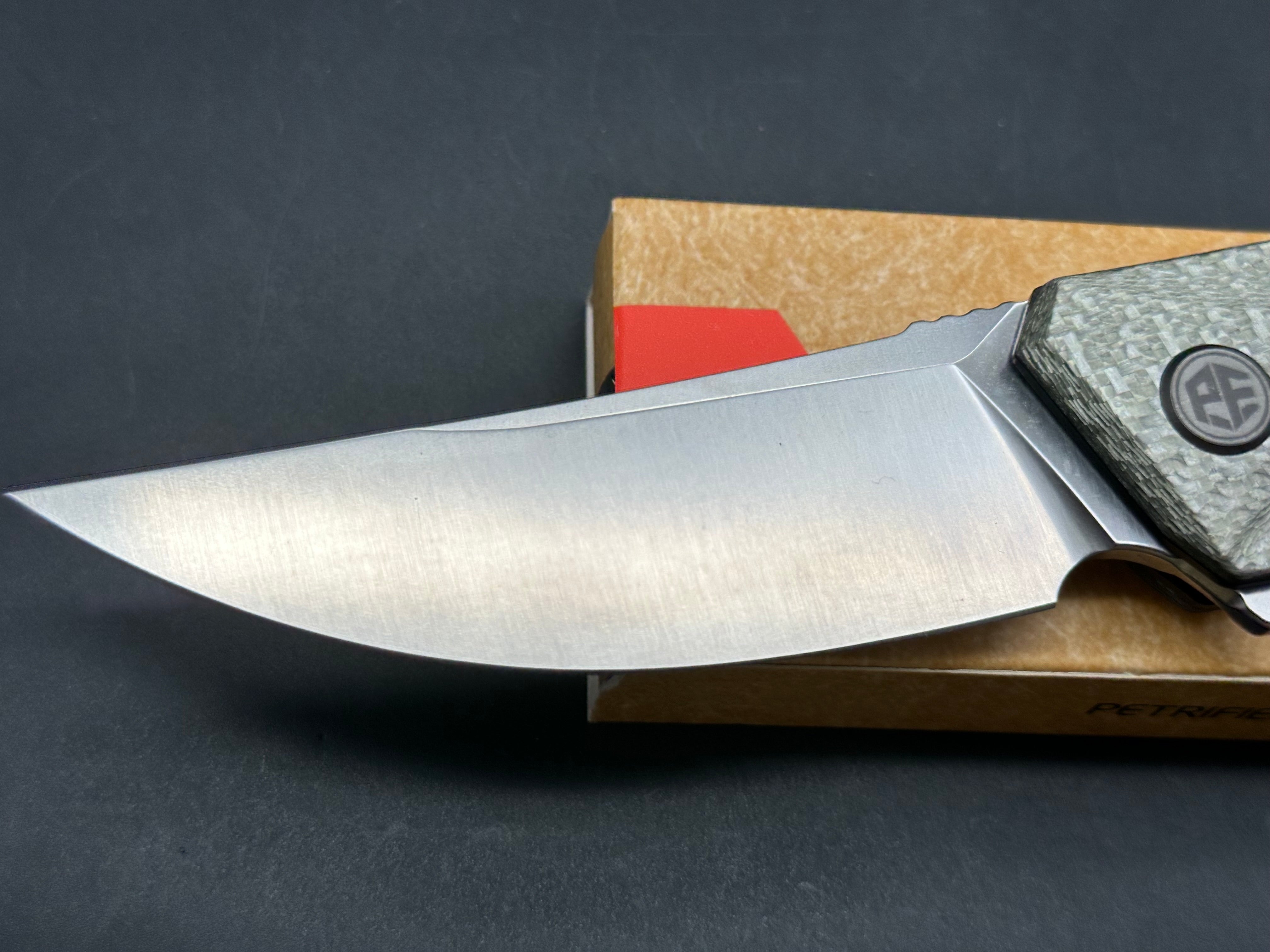 Petrified Fish PFP05 Deepsea 3.66” K110 Blade,Carbon fiber