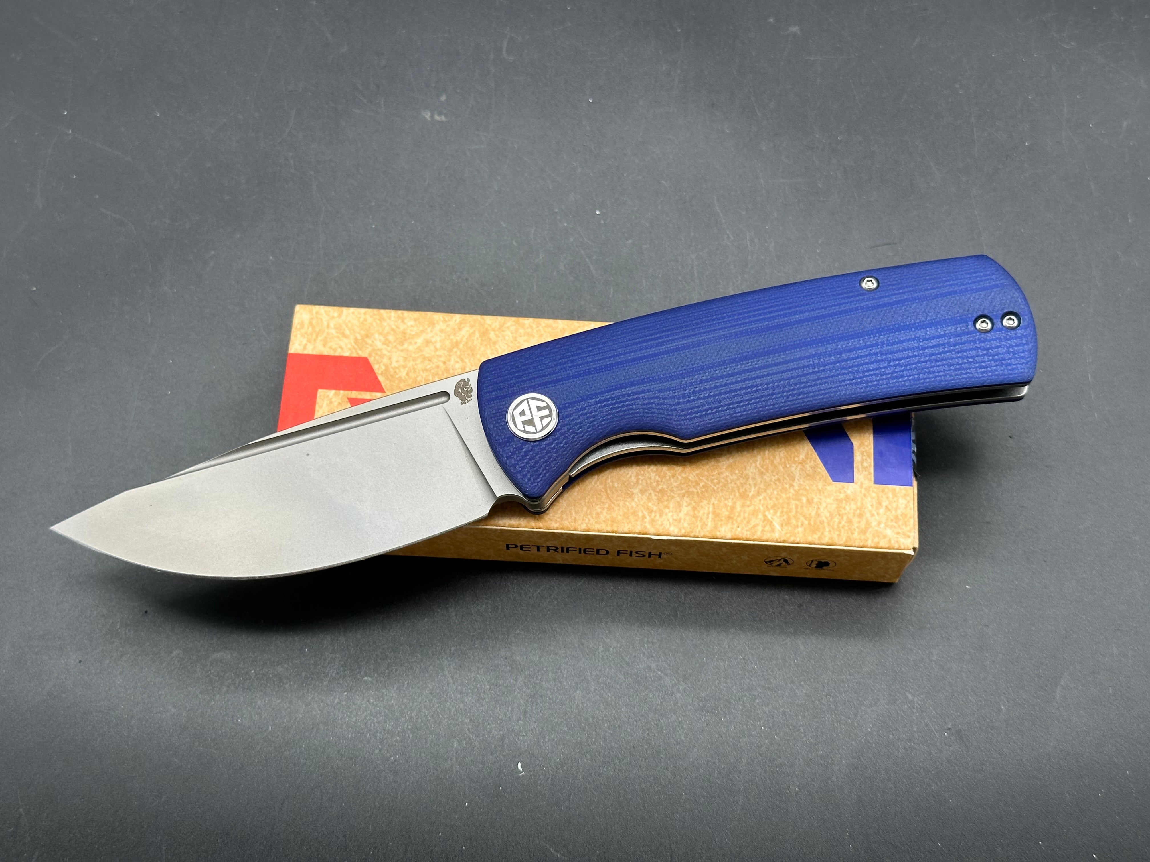 Petrified Fish PFP01 Beluga ,3.62" K110 Dyed blue G10