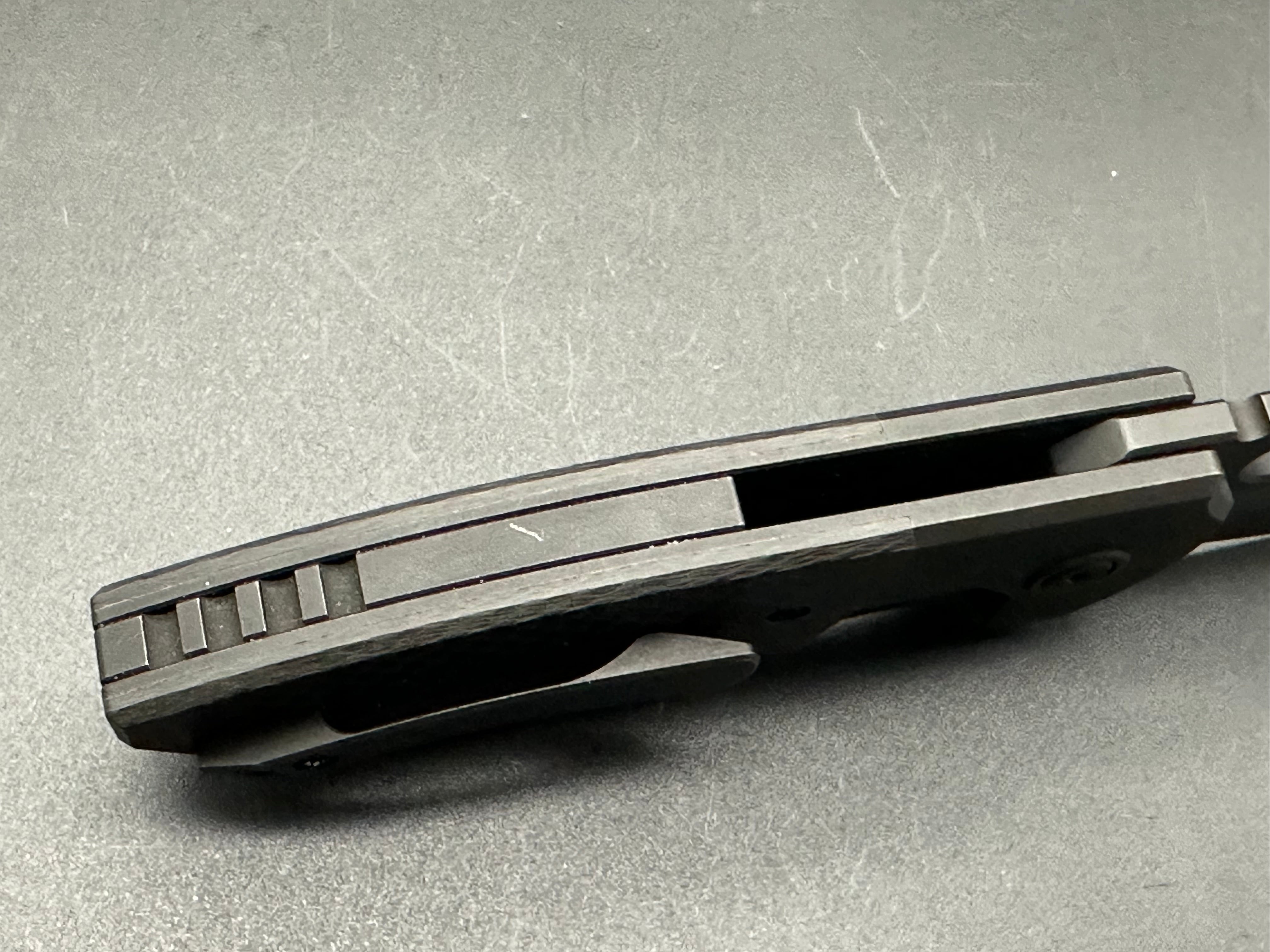 BERG BLADES SLIM M390 TITANIUM CF