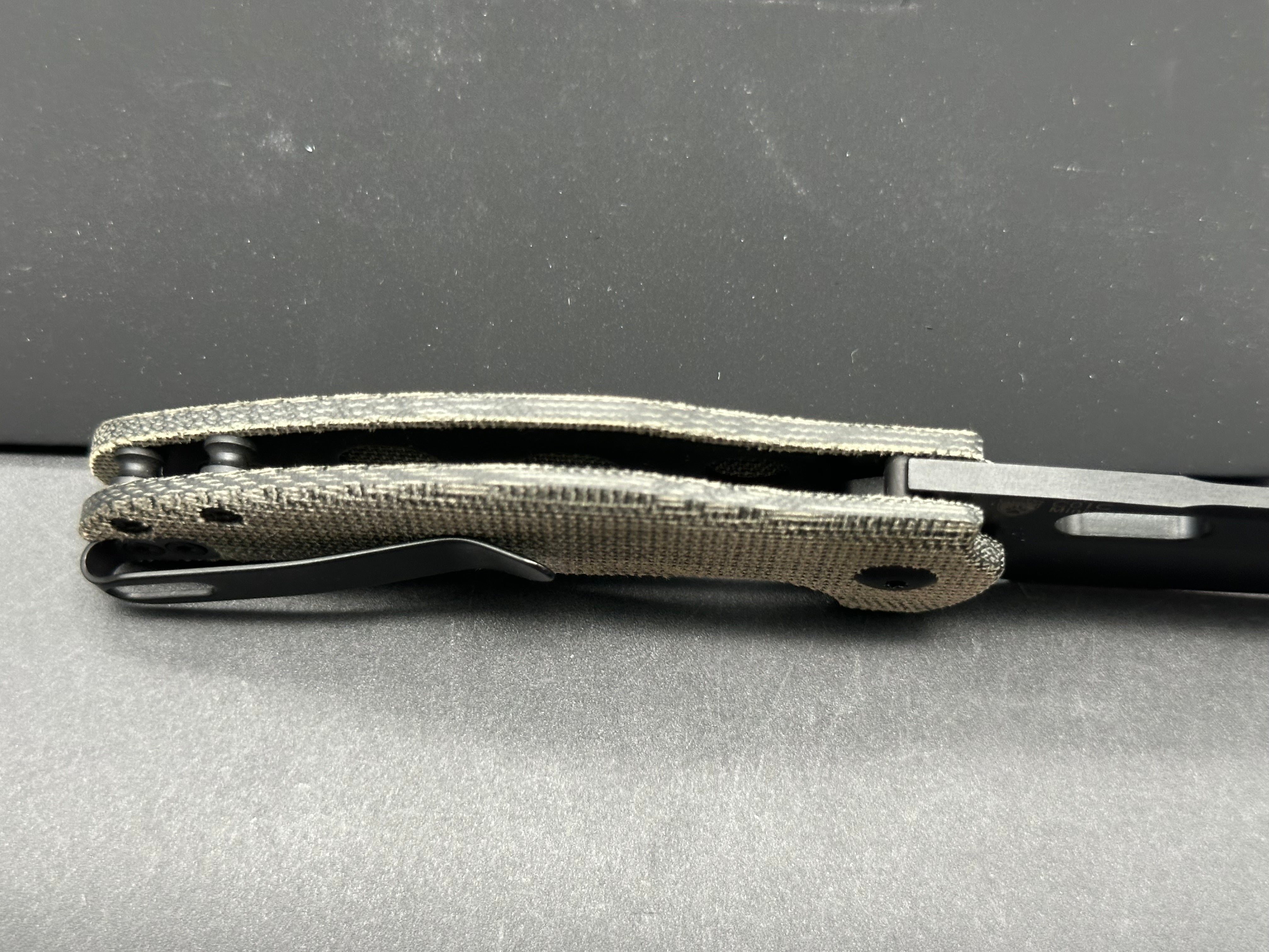Kizer Mini Sheepdog Blade HQ Exclusive #137 Black CPM-10V Blade, Black Micarta Scales