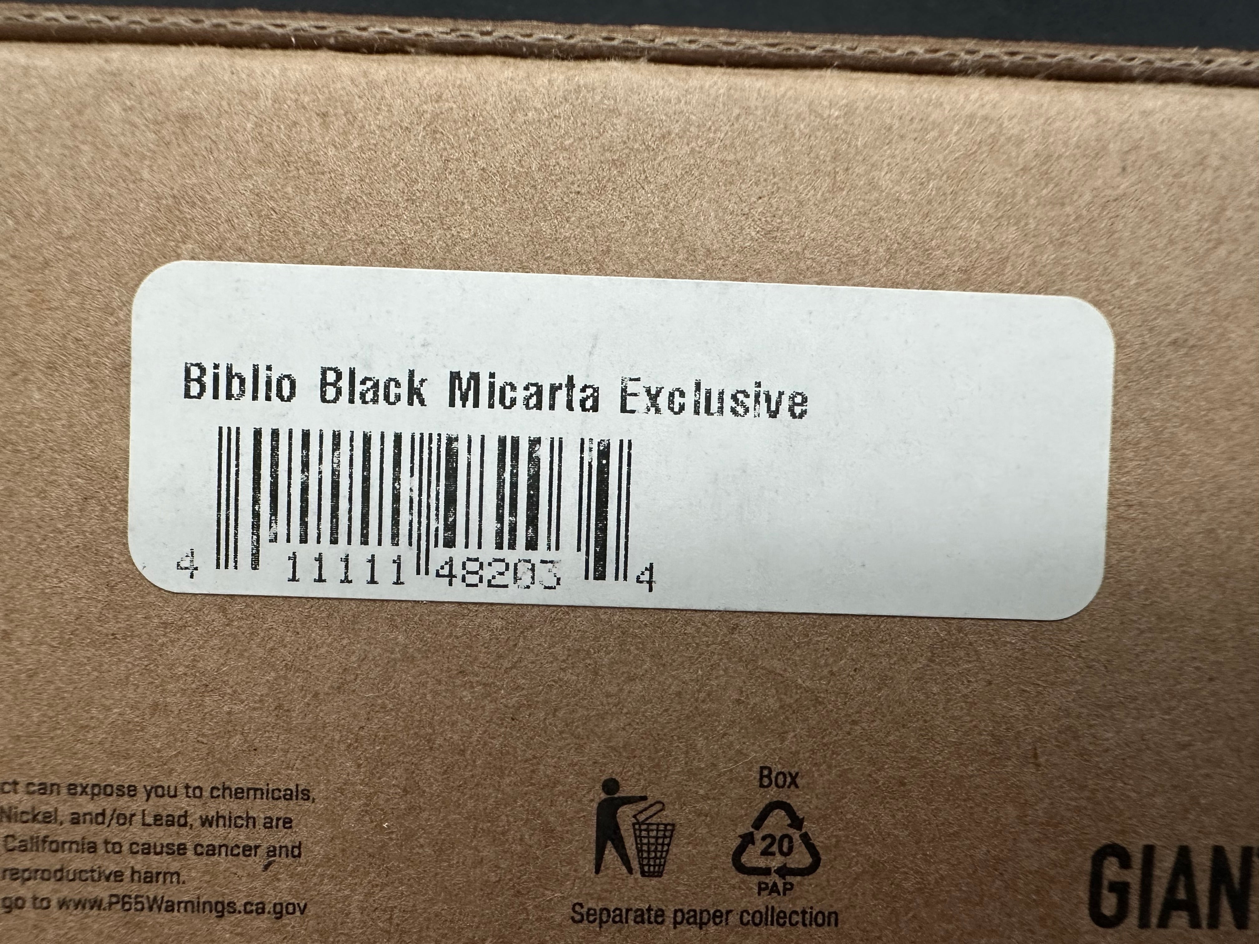 Giant Mouse Biblio Black Micarta