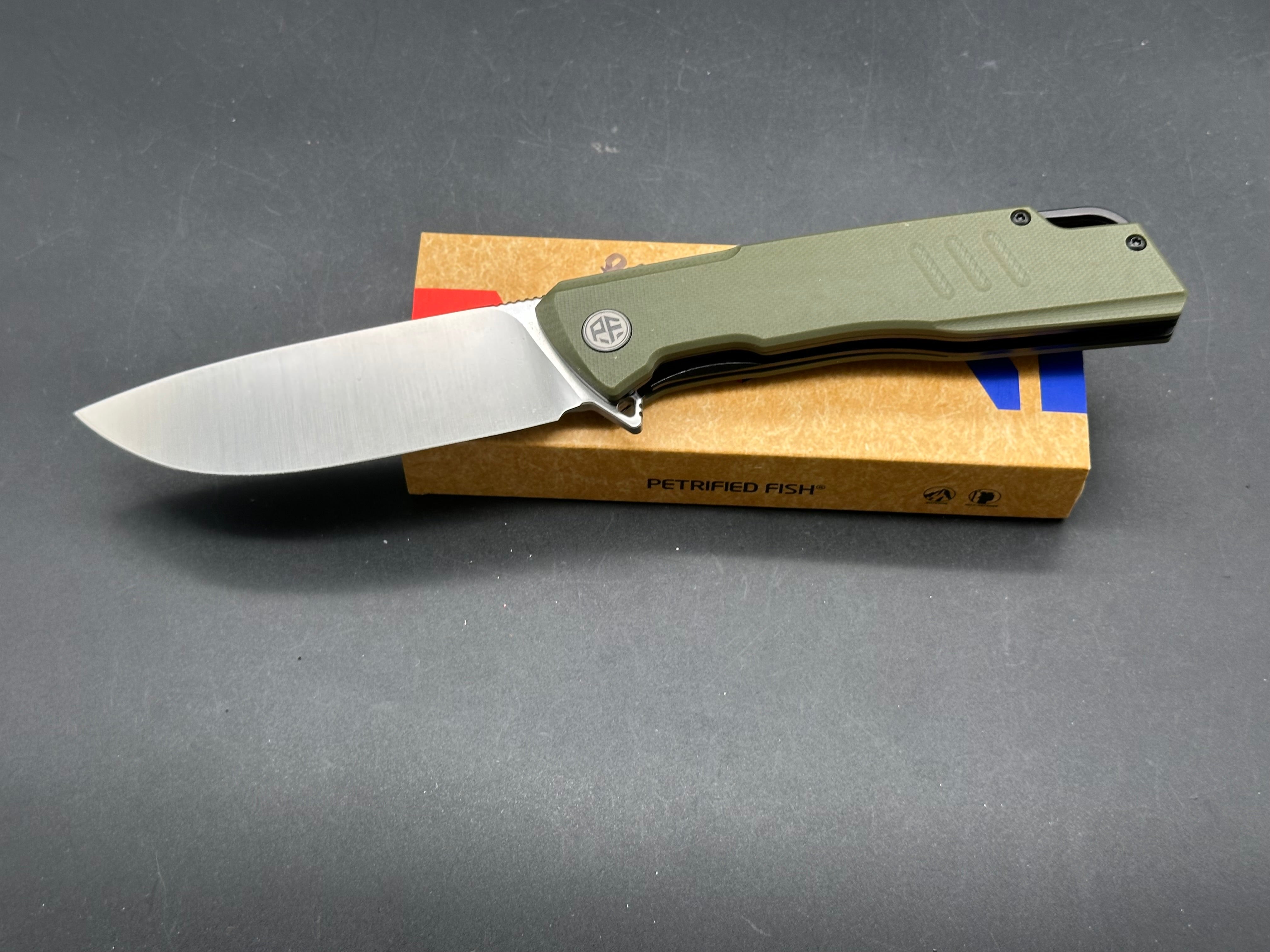 Petrified Fish PFB02 Loco 3.70" D2 Satin Blade G10 Handle Flipper Liner lock knife