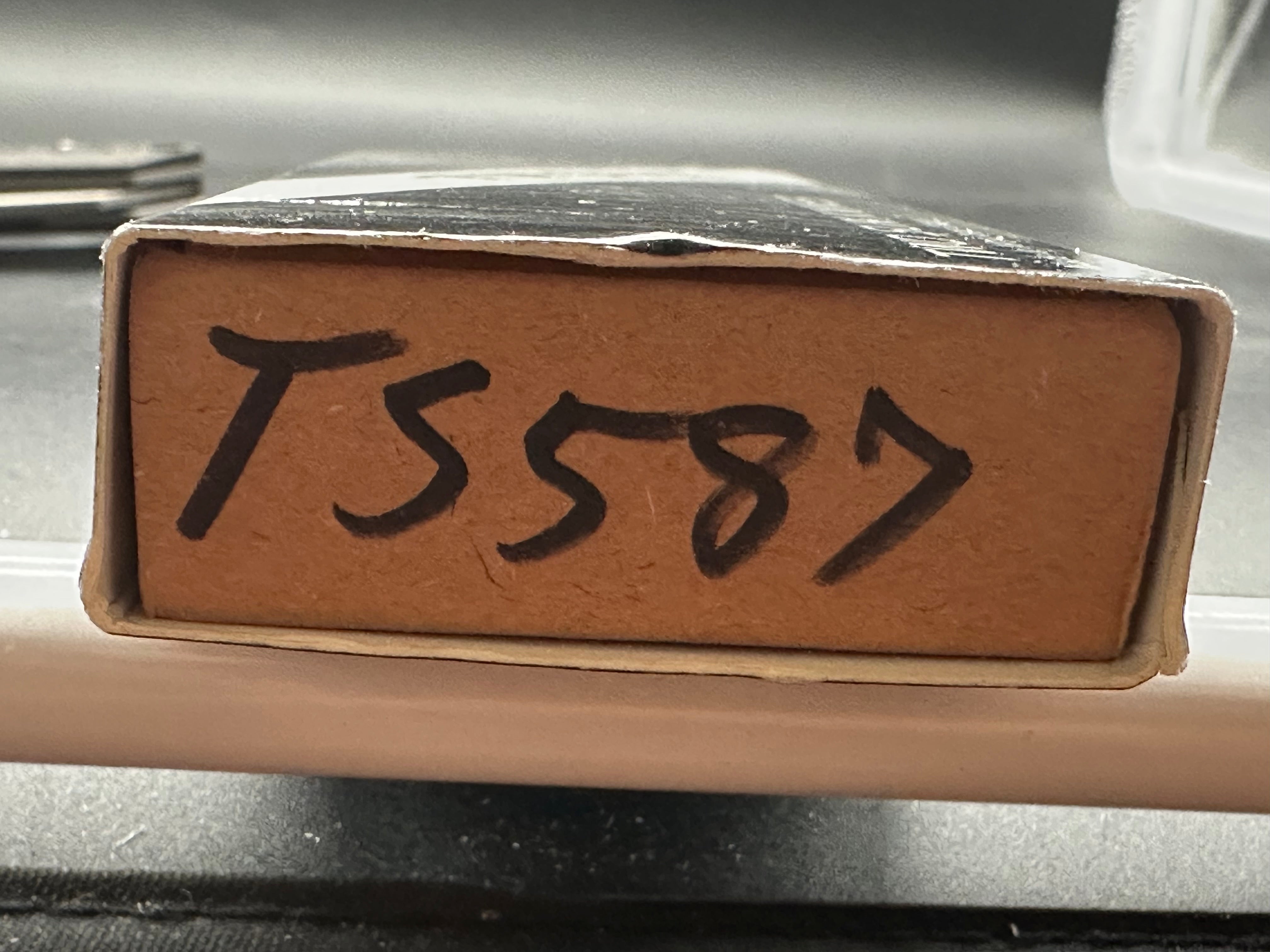 TWOSUN TITANIUM/CARBON FIBER HANDLE M390 PLAIN EDGE TS587
