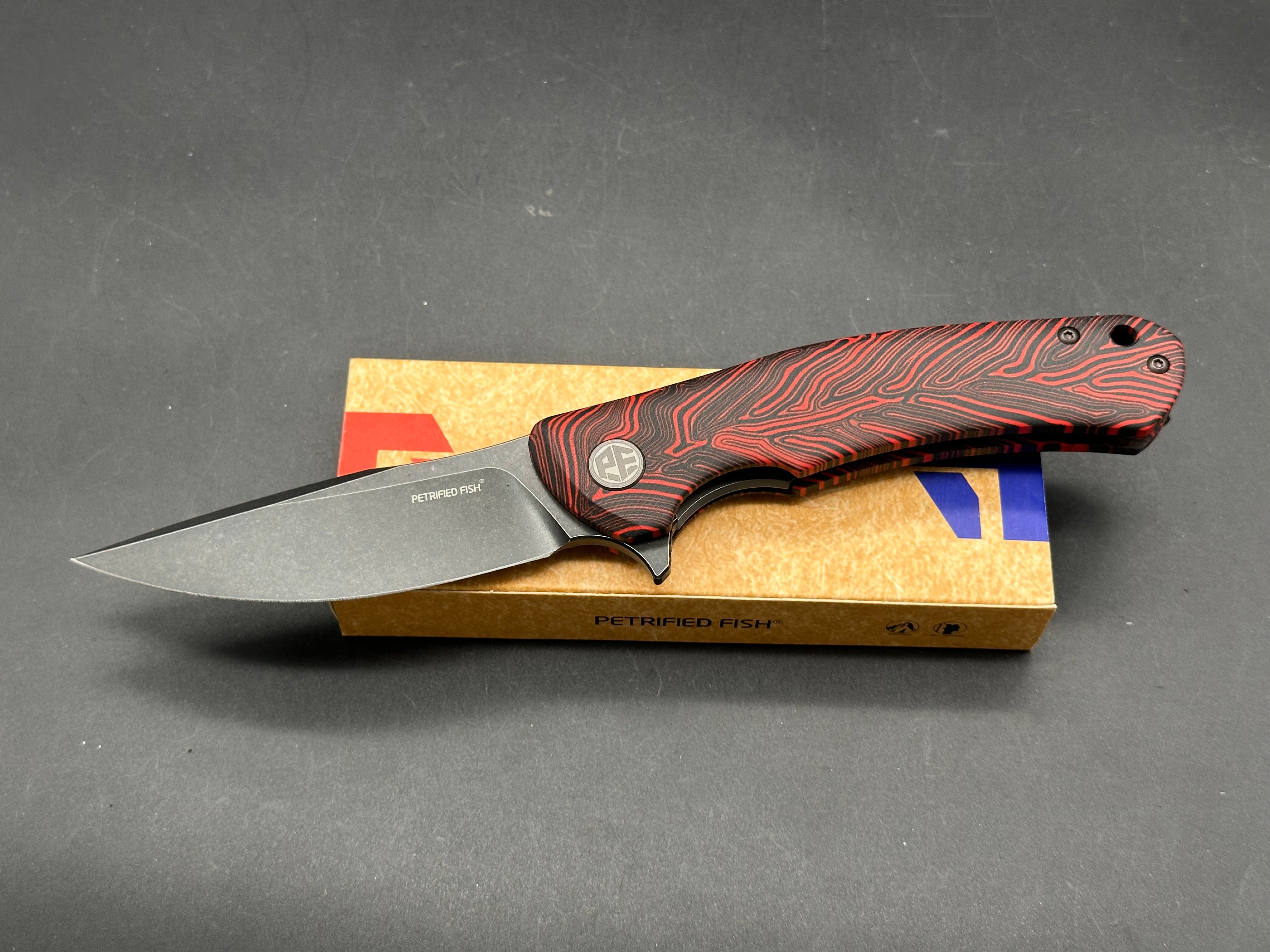 Petrified Fish PF949 Warrior Flipper Knife Red Gmascus Handle (90mm K110)