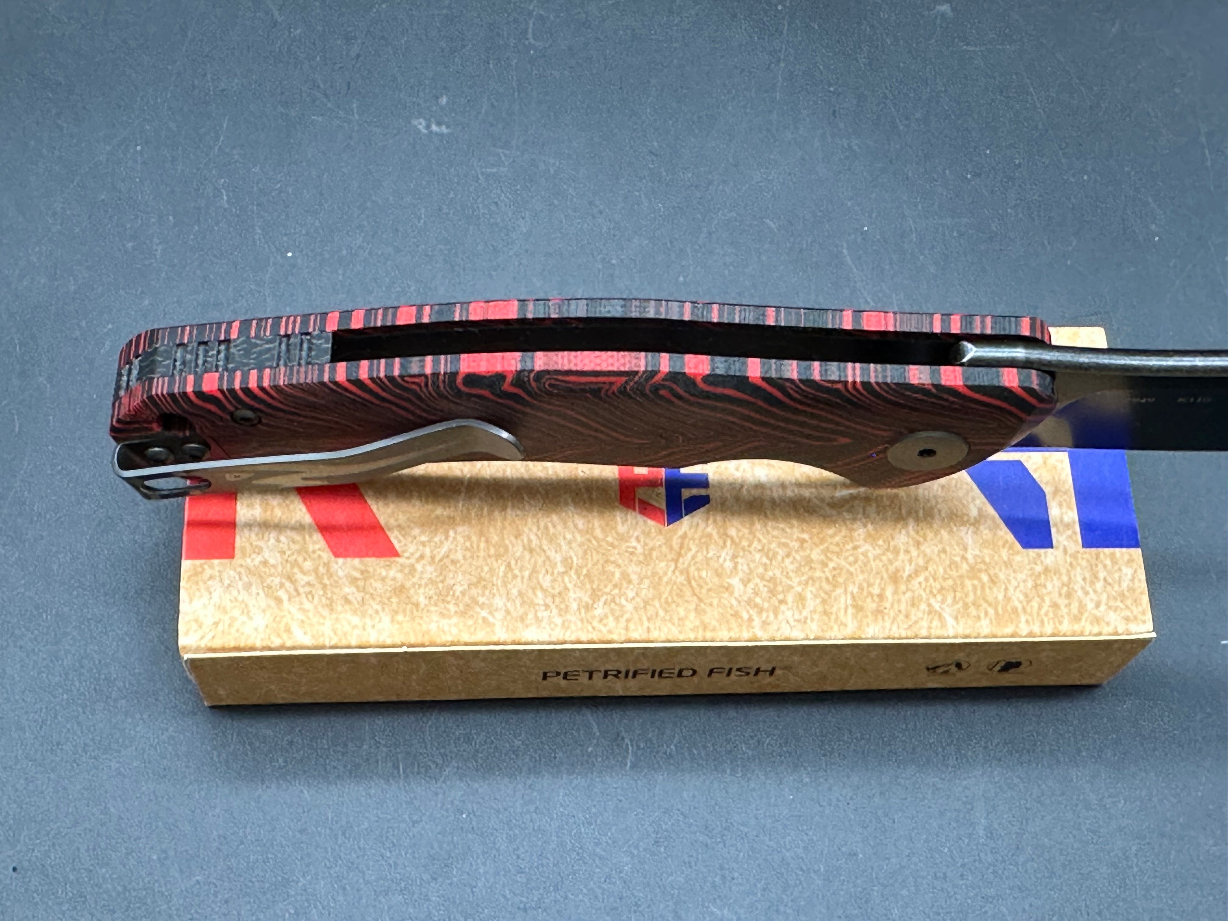 Petrified Fish PF949 Warrior Flipper Knife Red Gmascus Handle (90mm K110)