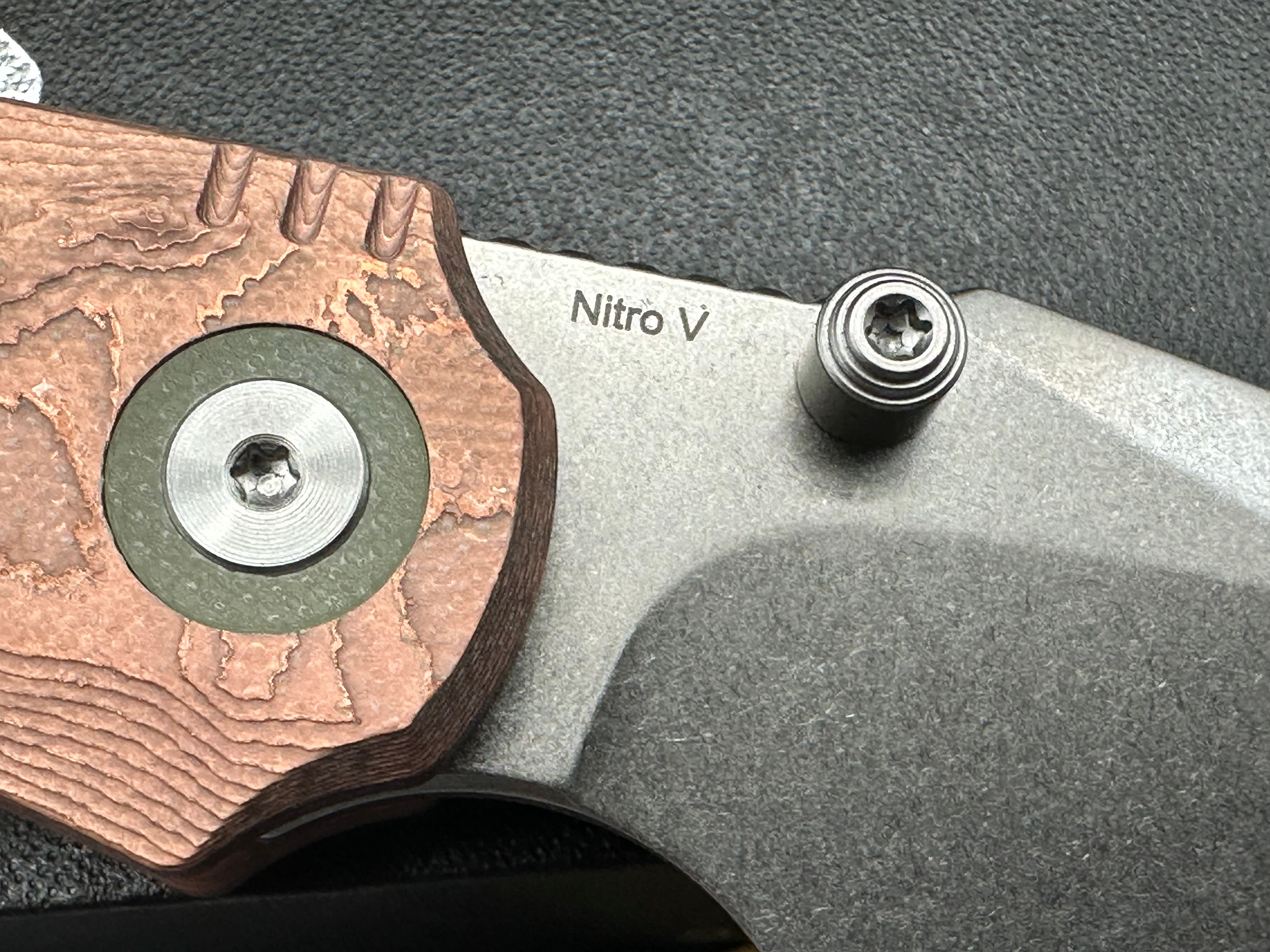 QSP COYOTE COPPER FOIL G10 HANDLE NITRO-V PLAIN EDGE