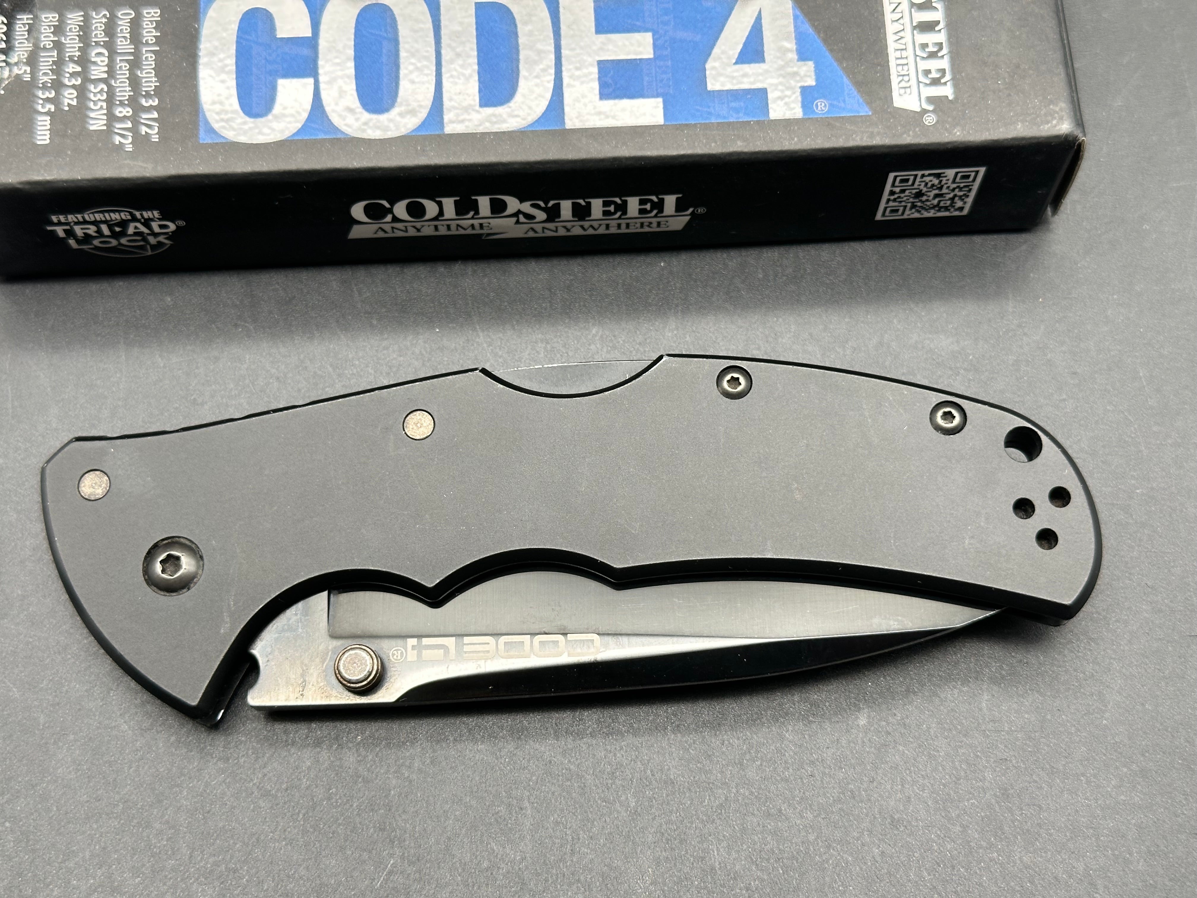 COLD STEEL CODE-4 KNIFE GRAY ALUMINUM HANDLE PLAIN SPEAR POINT EDGE
