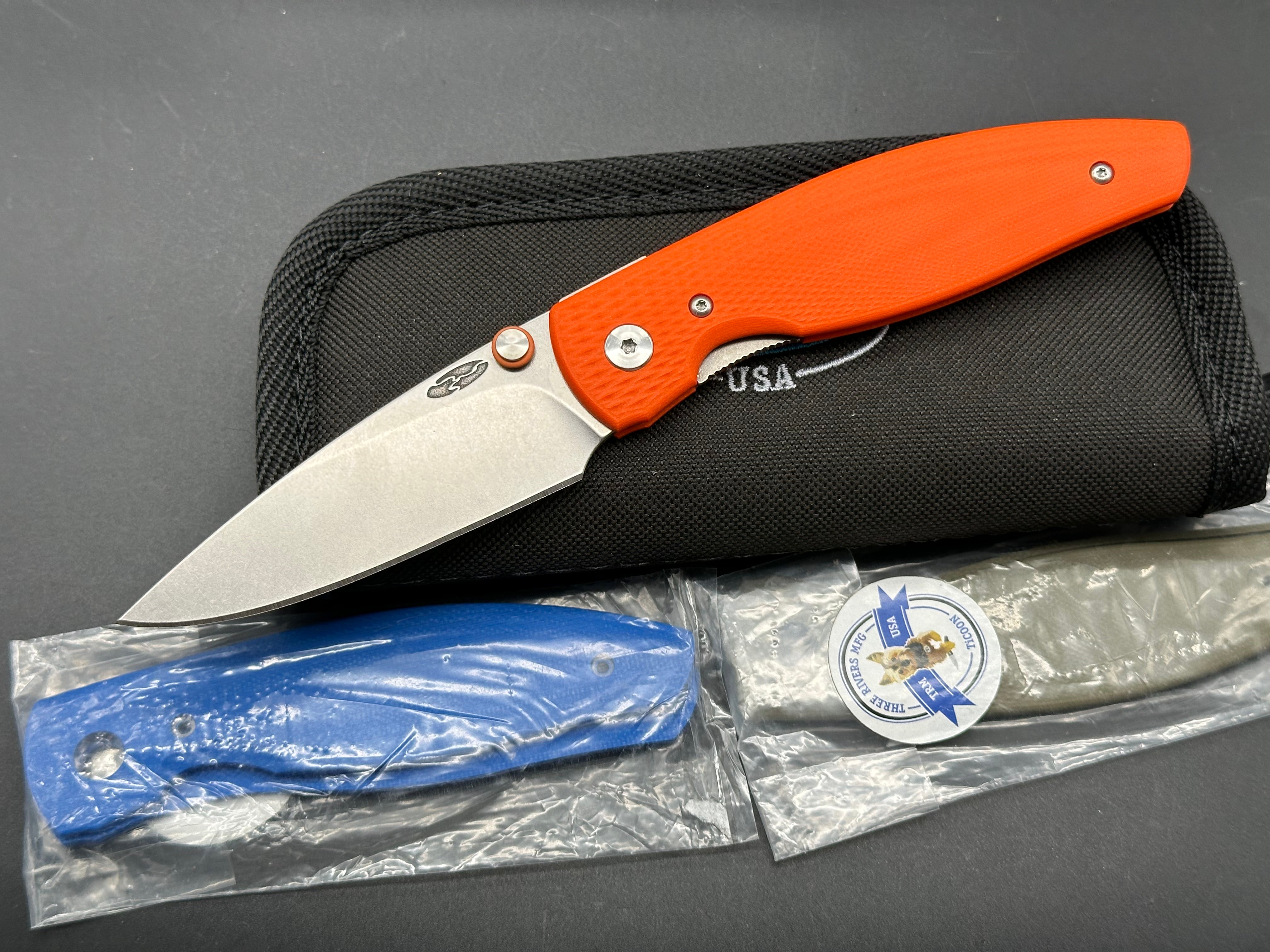 TRM Atom 3.5" 20CV Stonewash Blade with Orange G10 Lizard Scales, plus 2 extra scales