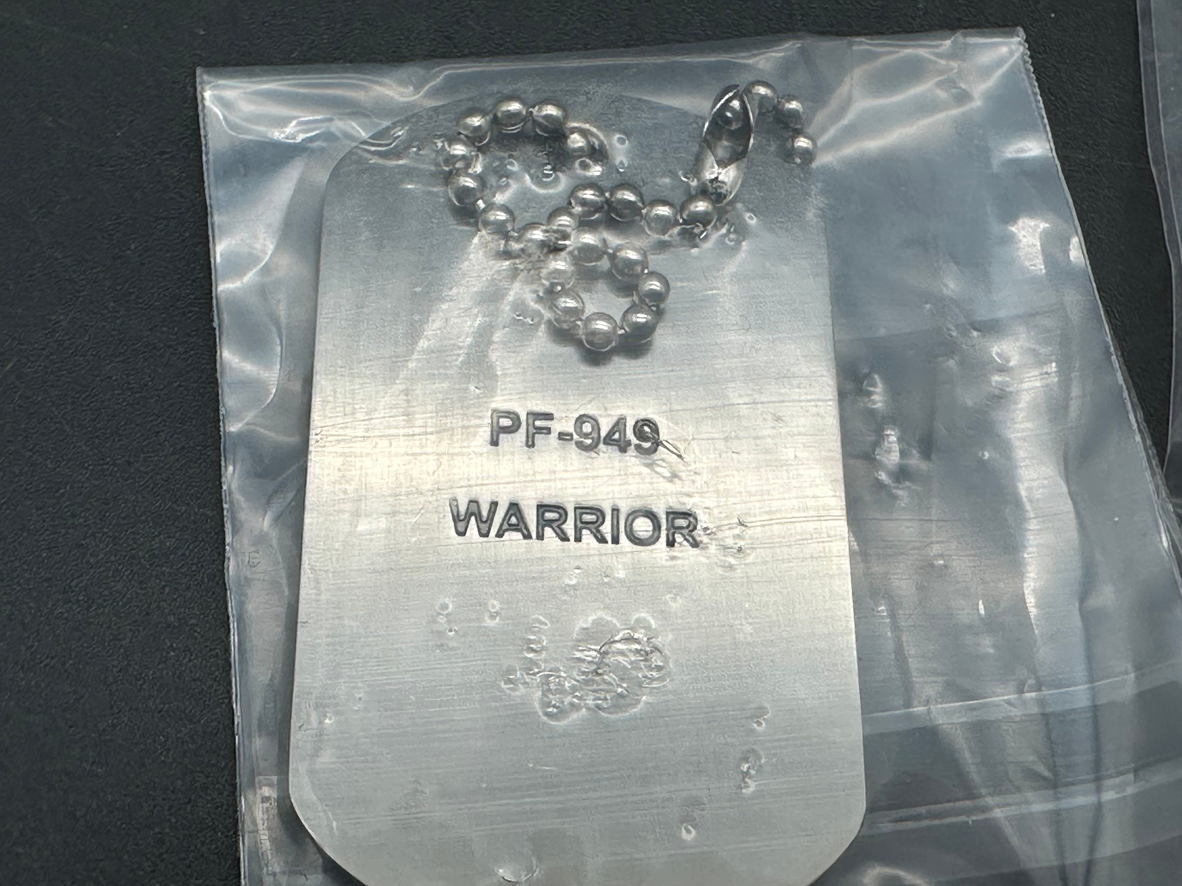 PETRIFIED FISH WARRIOR BLACK G10 HANDLE K110 PLAIN EDGE PF949
