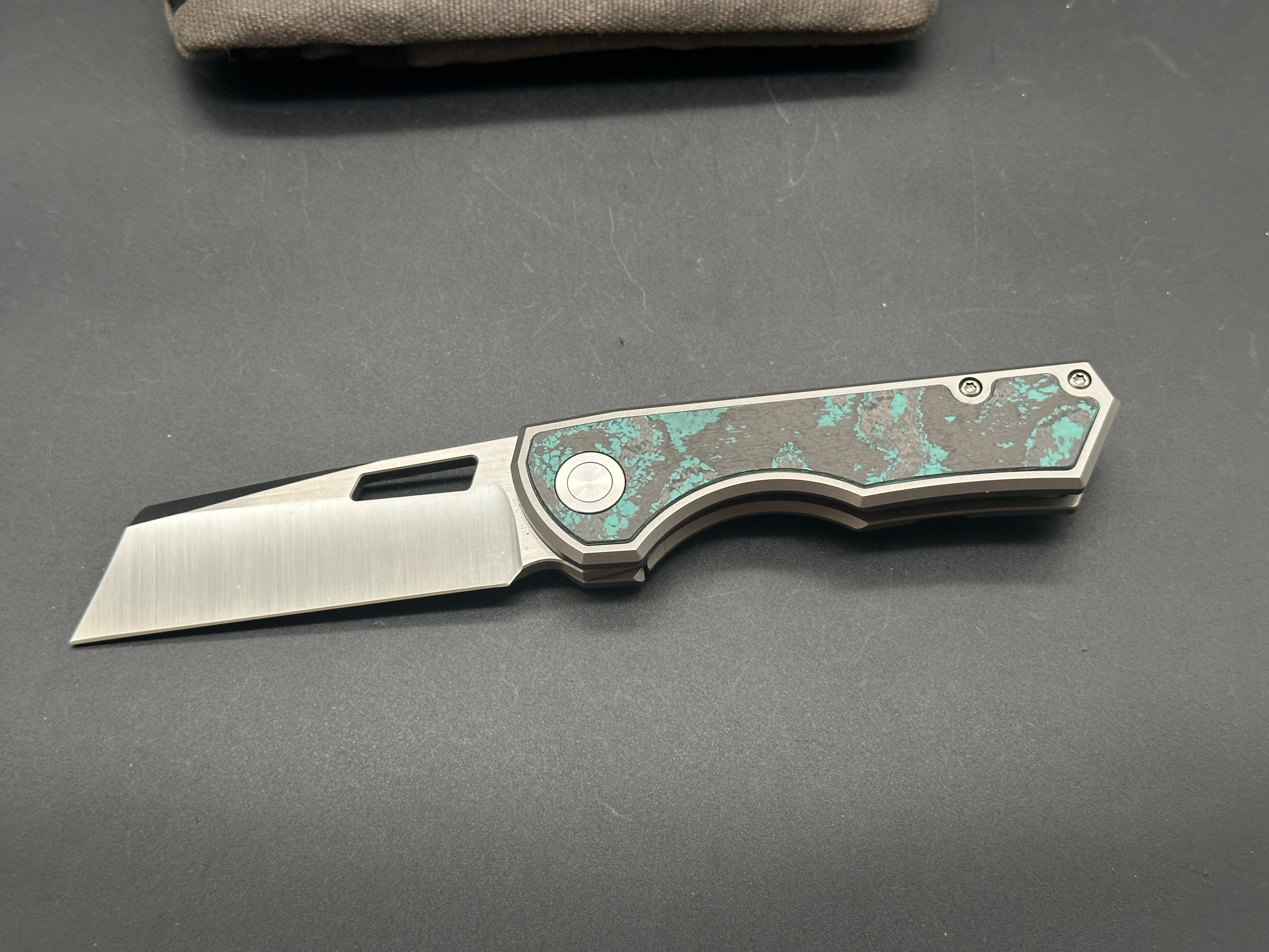 Brian Brown Yeager-M V2 titanium/camo carbon fiber handle w/M390 blade