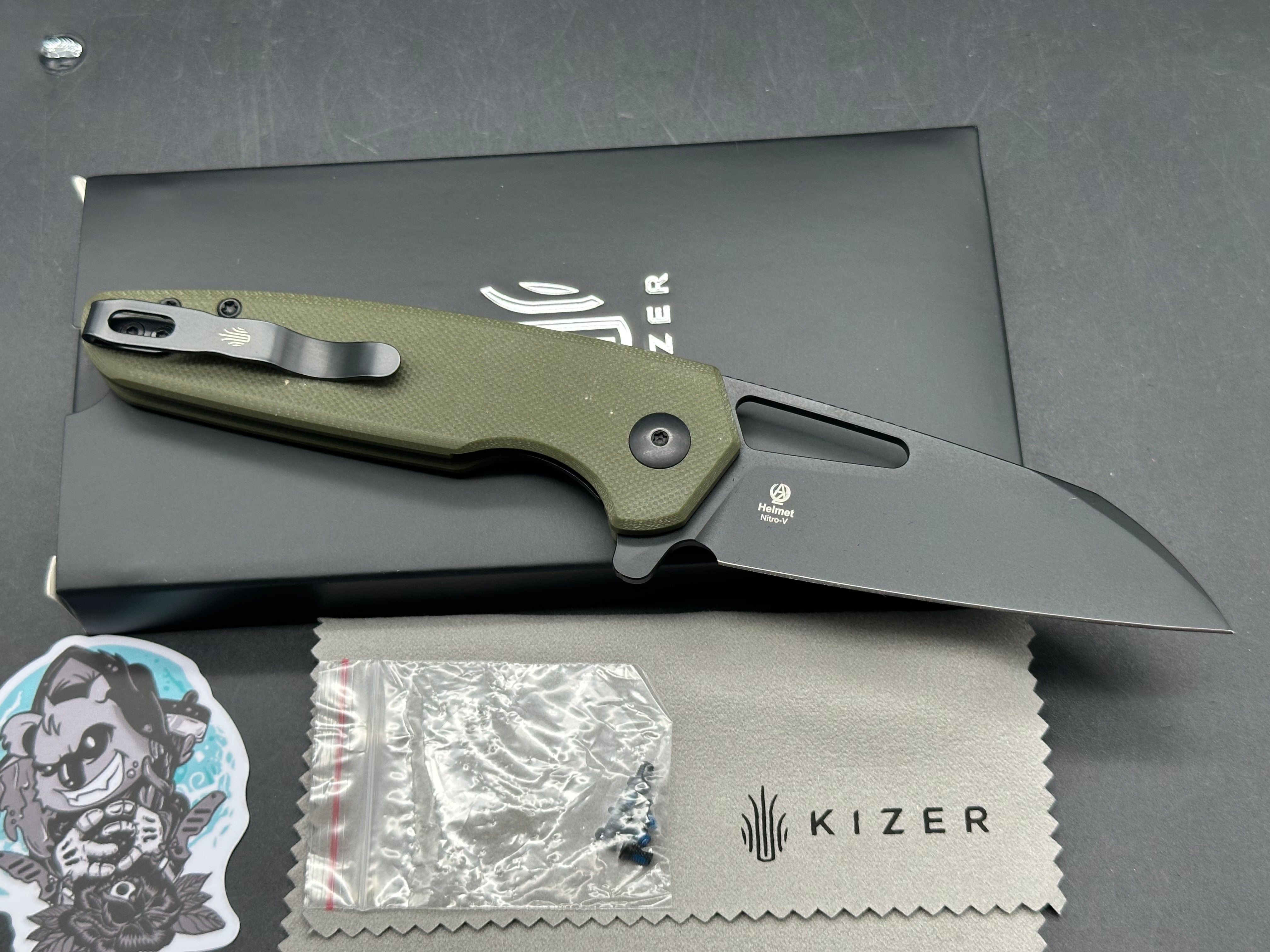 Kizer Helmet Folding Pocket Knife, 3.17" Nitro-V Tough Stainless Steel Blade, Black G10 Handle, Liner Lock