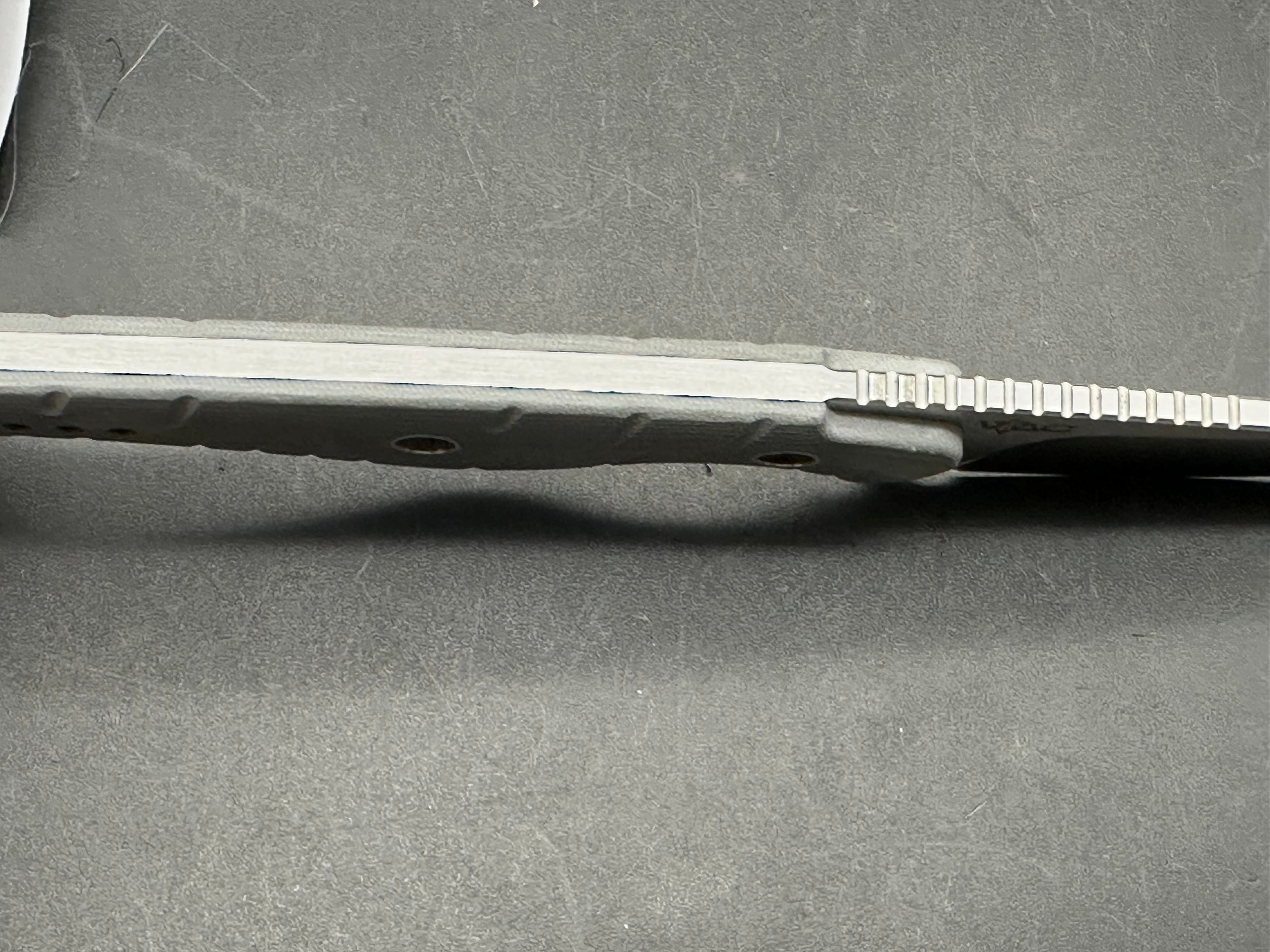Civivi Sokn fixed blade includes custom sheath