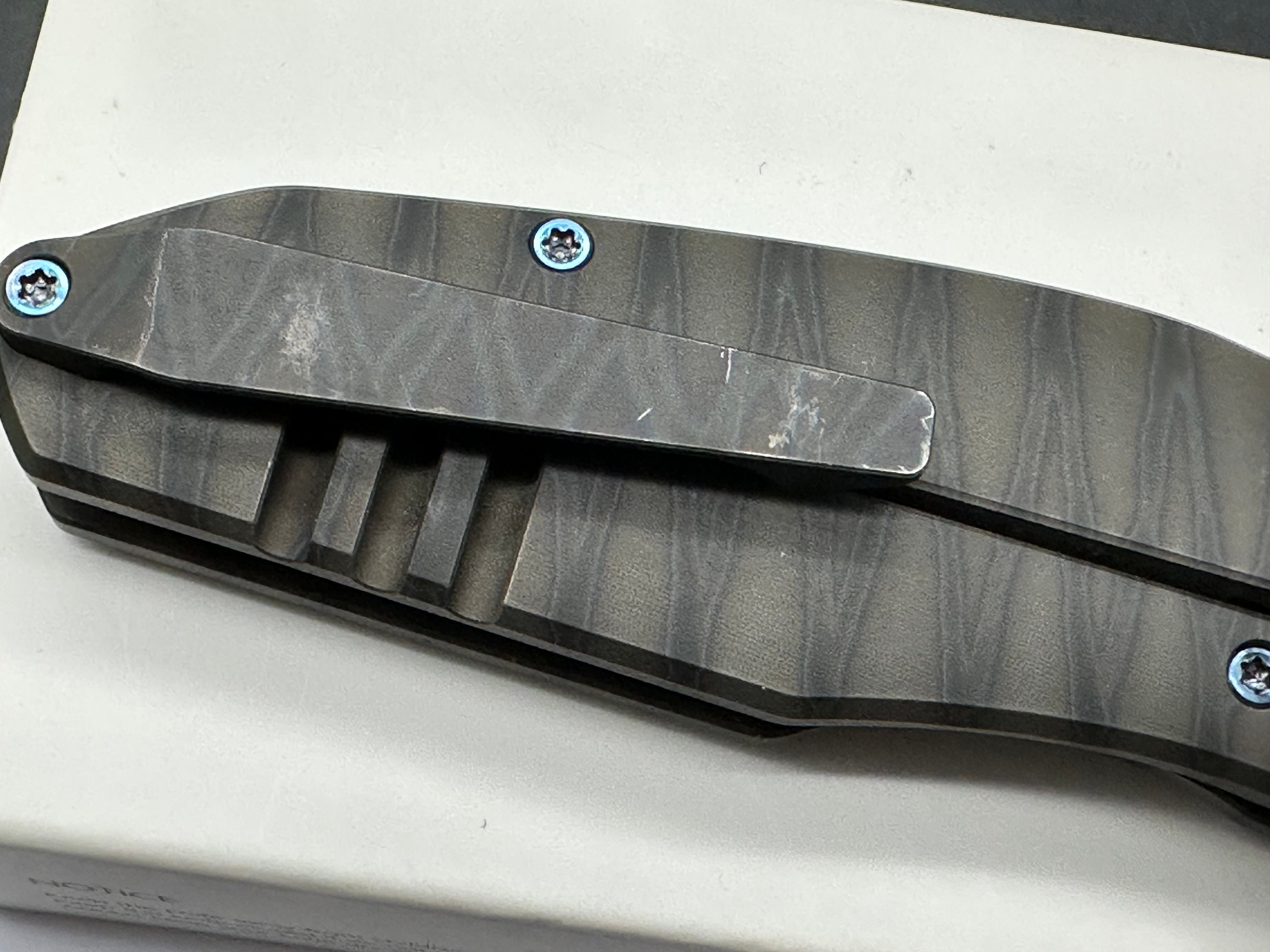 Kubey Monsterdog m390 blade flame Ti scales