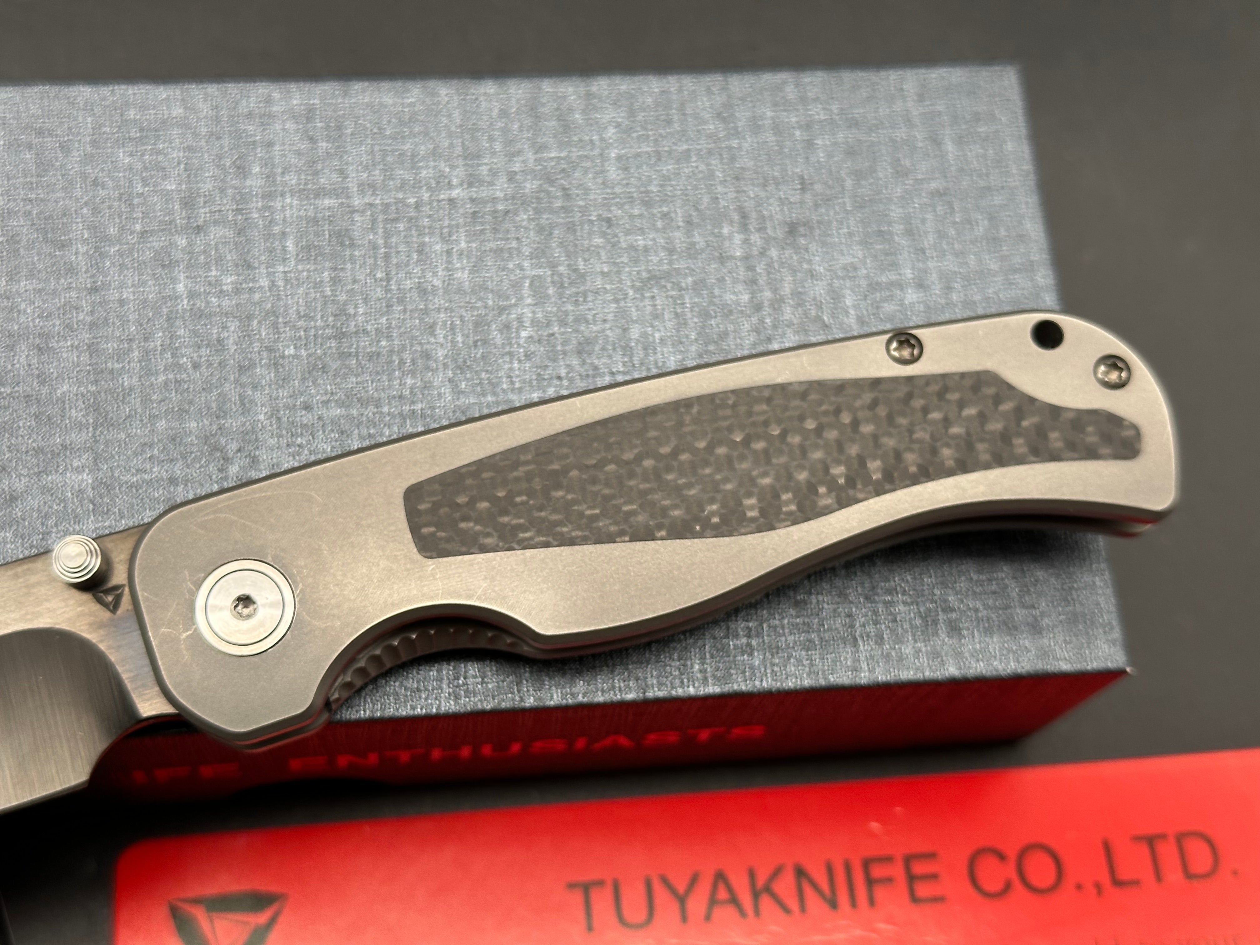 Tuya Wrath V2 M390 blade Ti/Cf scales