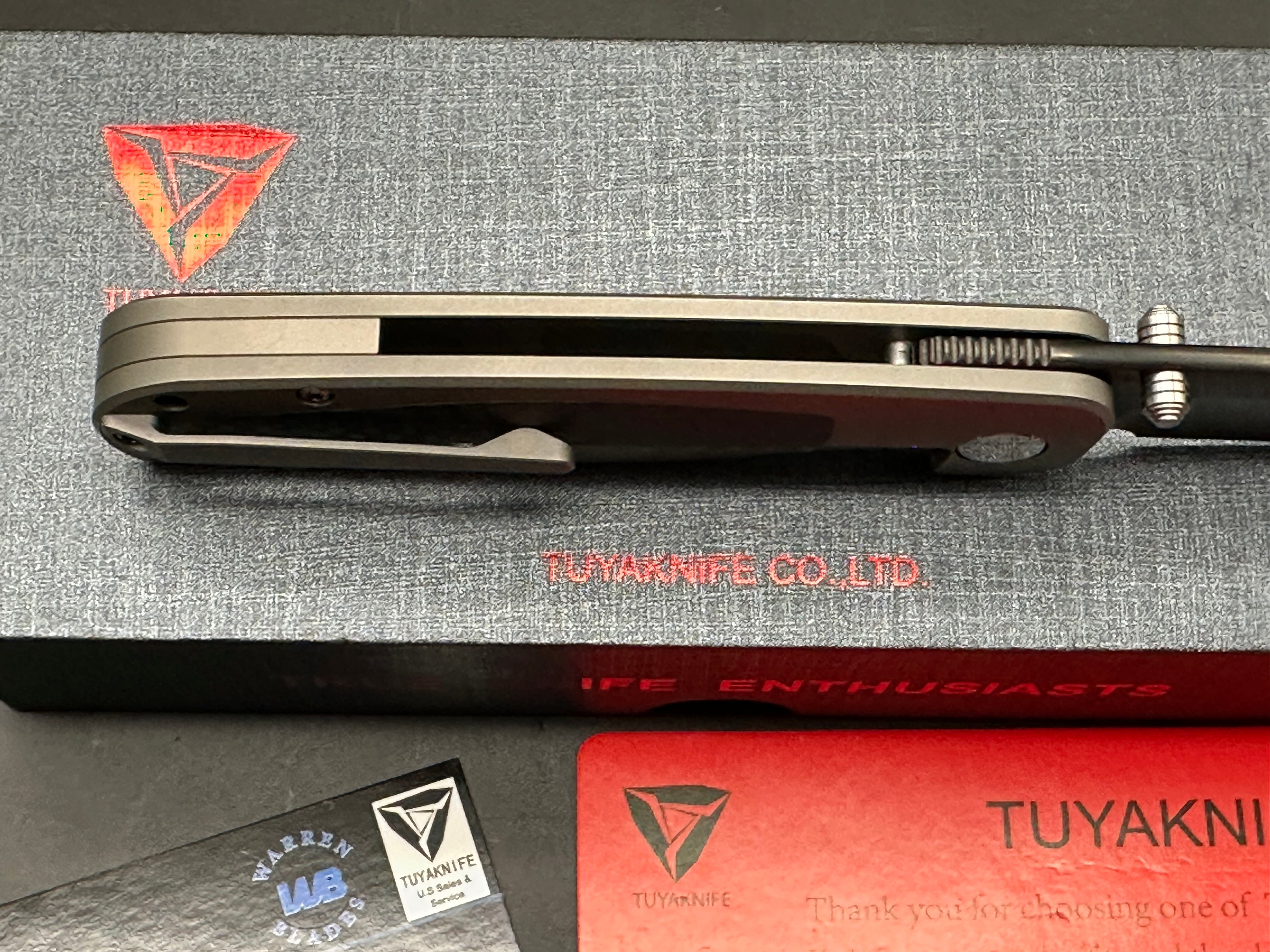 Tuya Wrath V2 M390 blade Ti/Cf scales