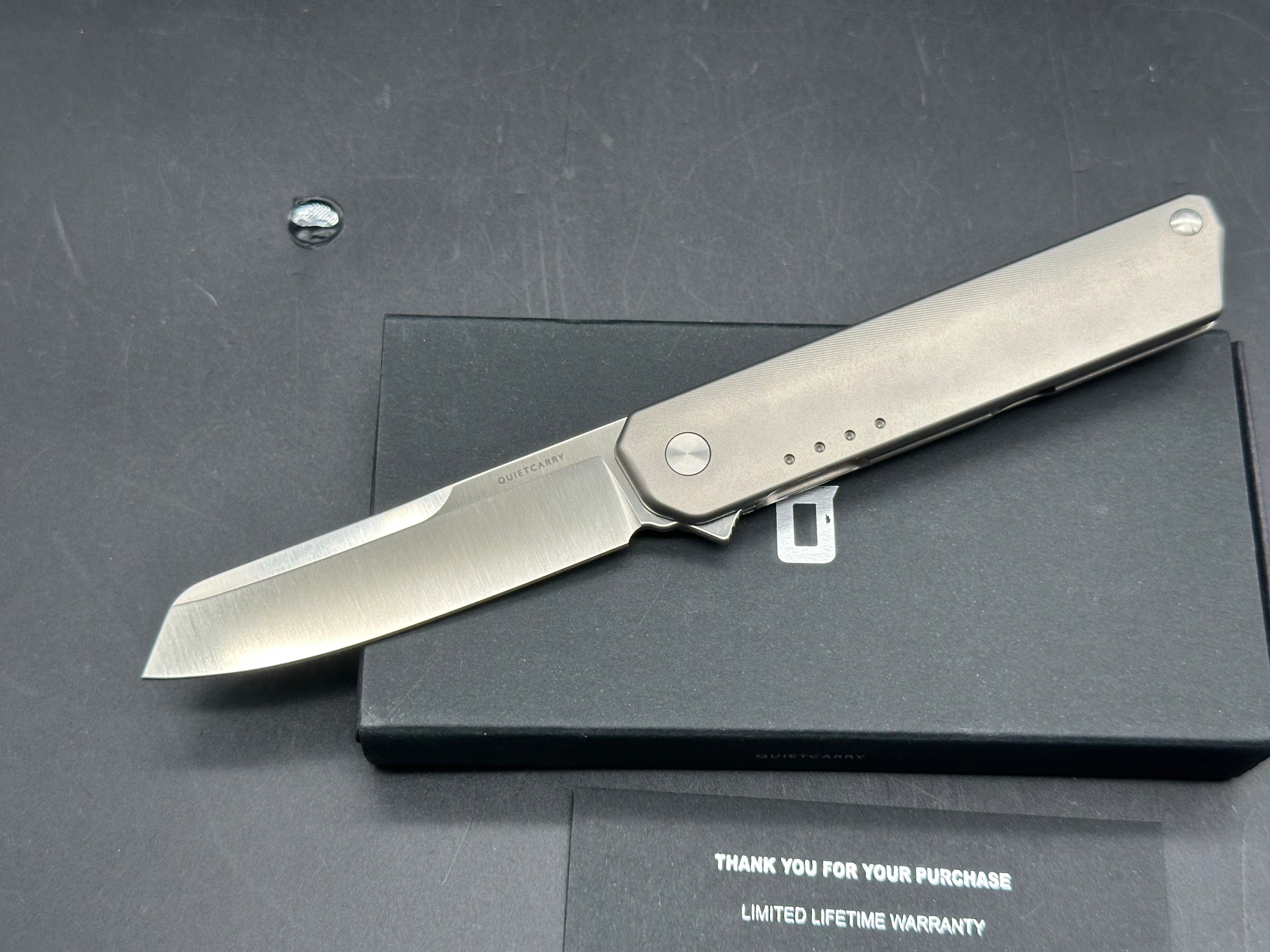 Quiet carry iQ elmax blade