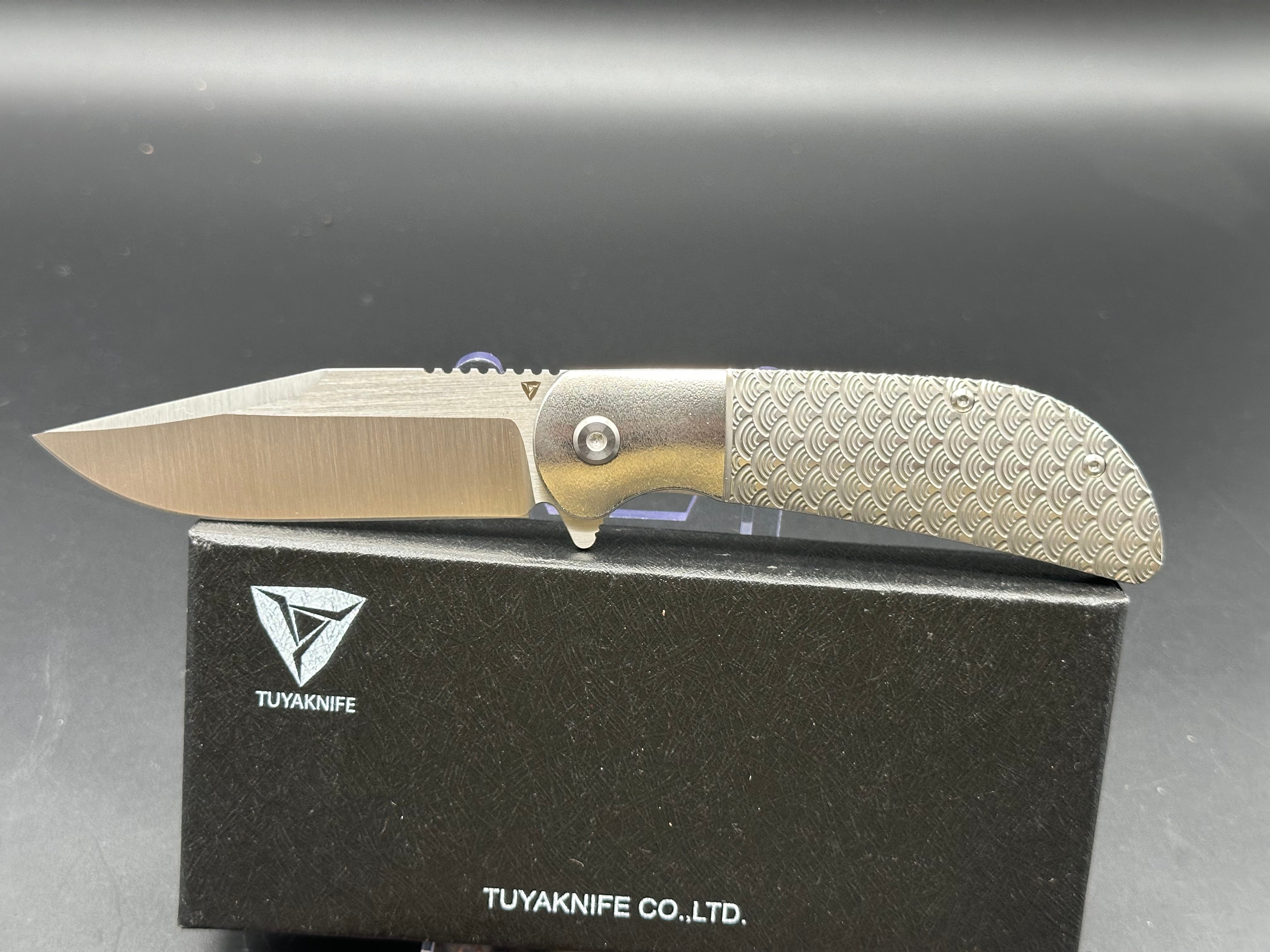 Tuya Rackham Jack Titanium seigaiha pattern bowie blade