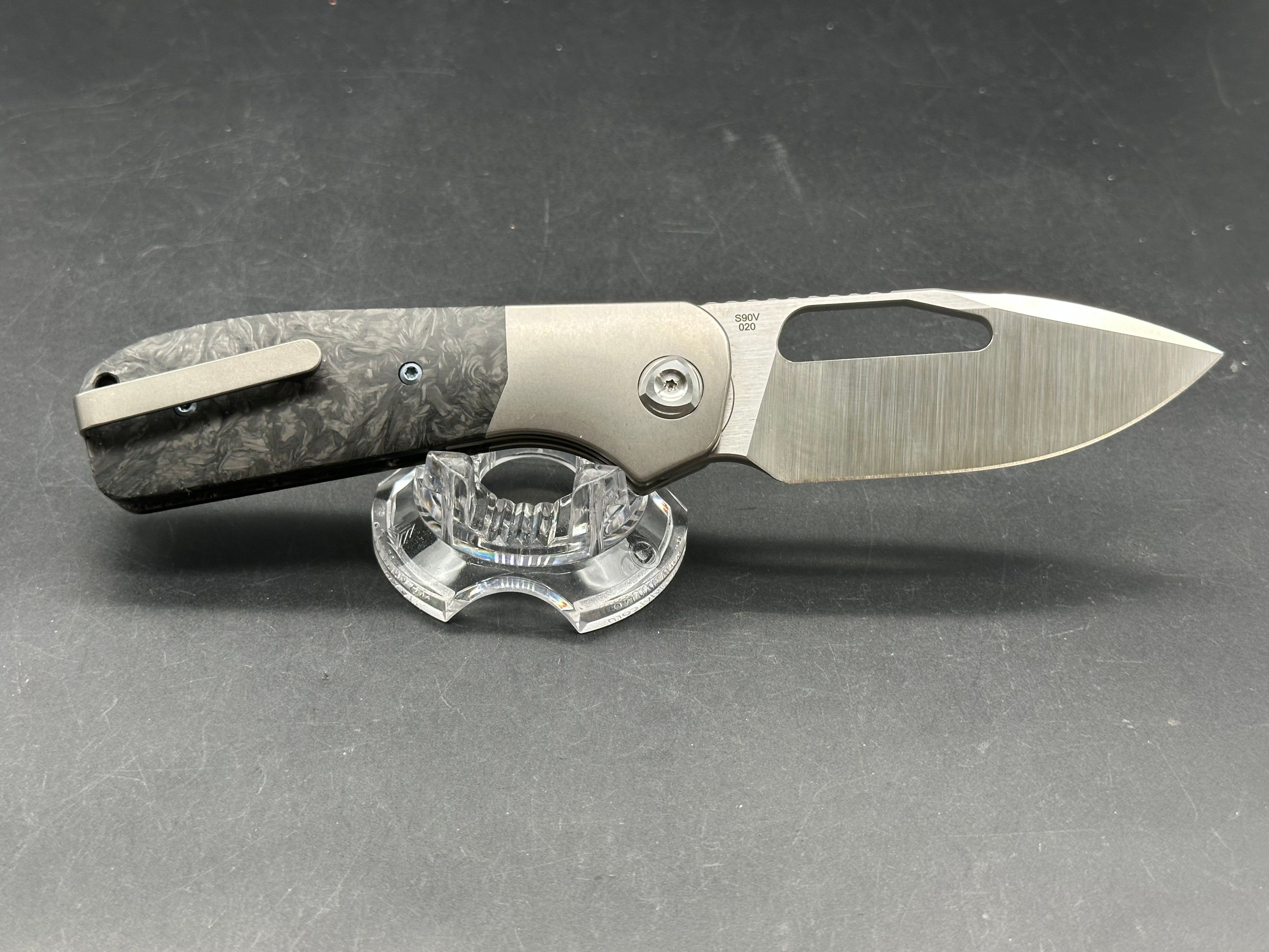 Liong Mah Field Duty 3.5 #20 titanium/CF handle with S90V blade