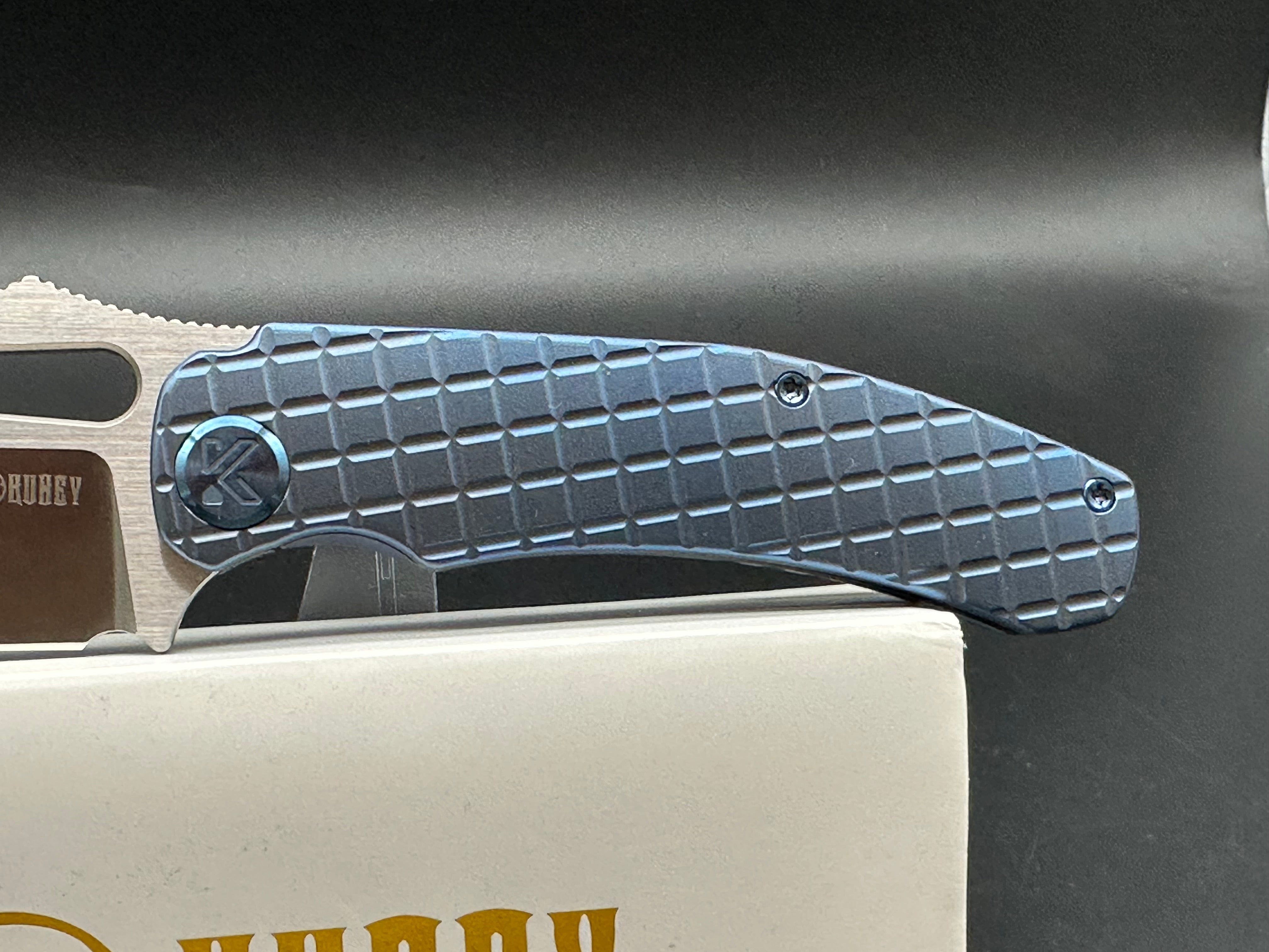 Kubey Sylow Blue Titanium Handle 3.46 14C28N Blade