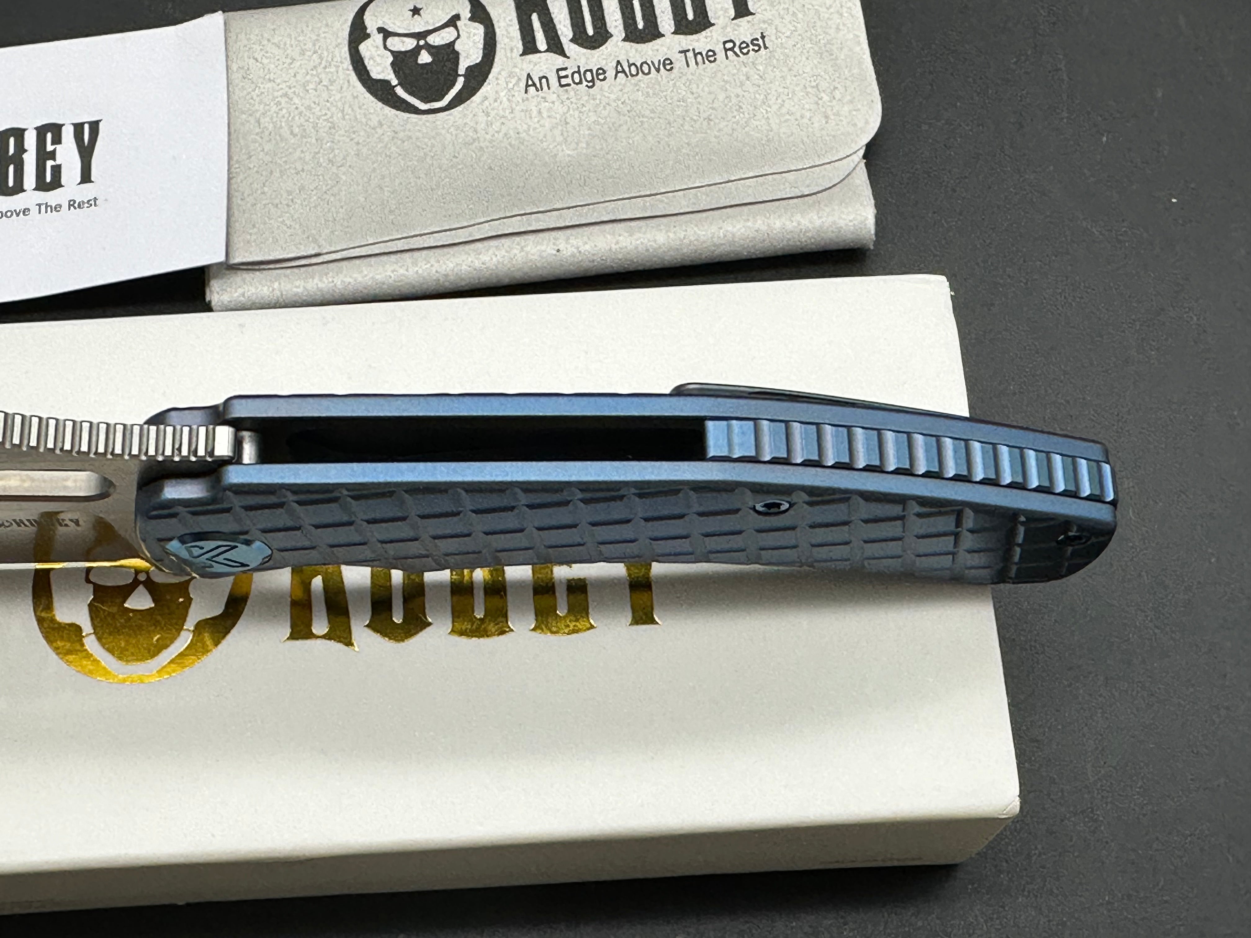 Kubey Sylow Blue Titanium Handle 3.46 14C28N Blade