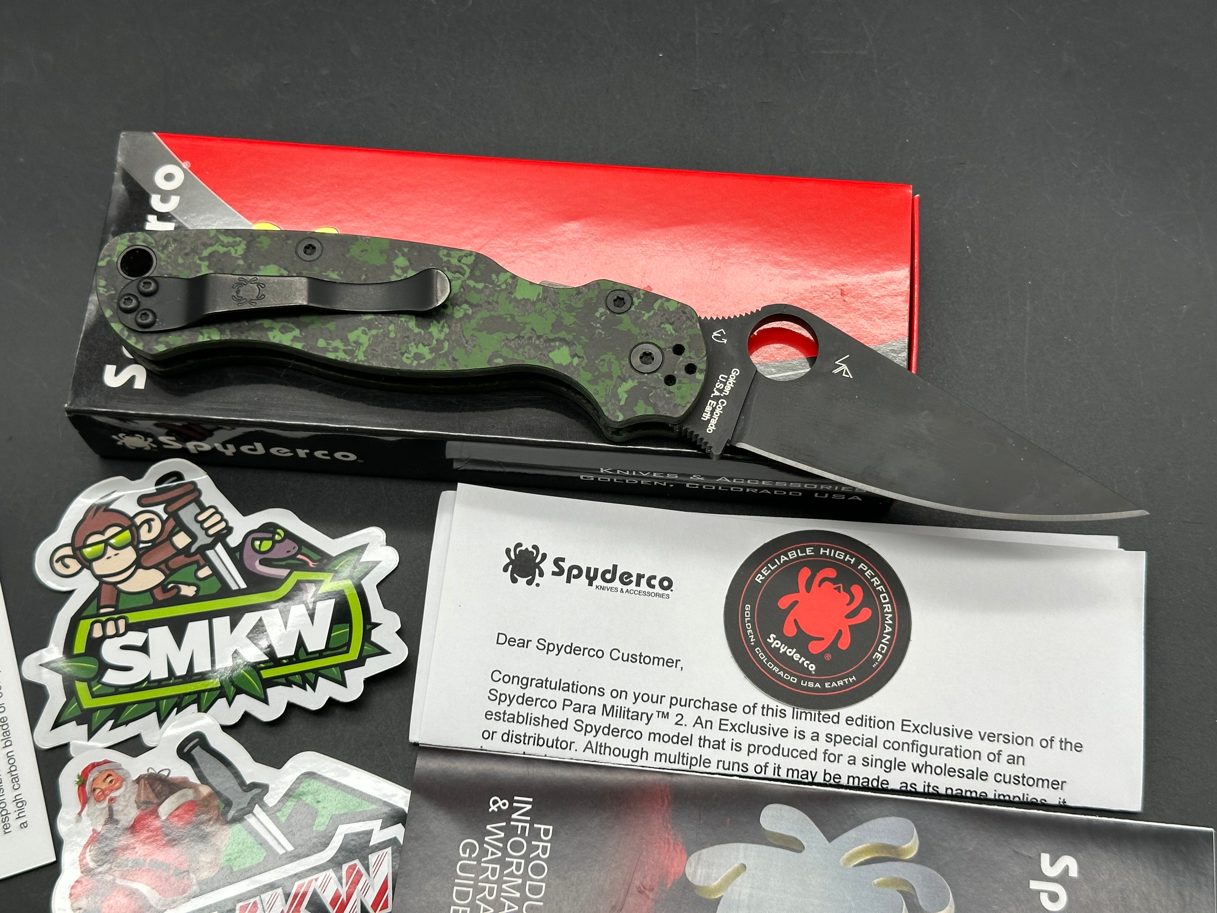 Spyderco Paramilitary 2  (SMKW exclusive) Jungle Wear Green Fat Carbon Fiber scales black blade of CPM-M4