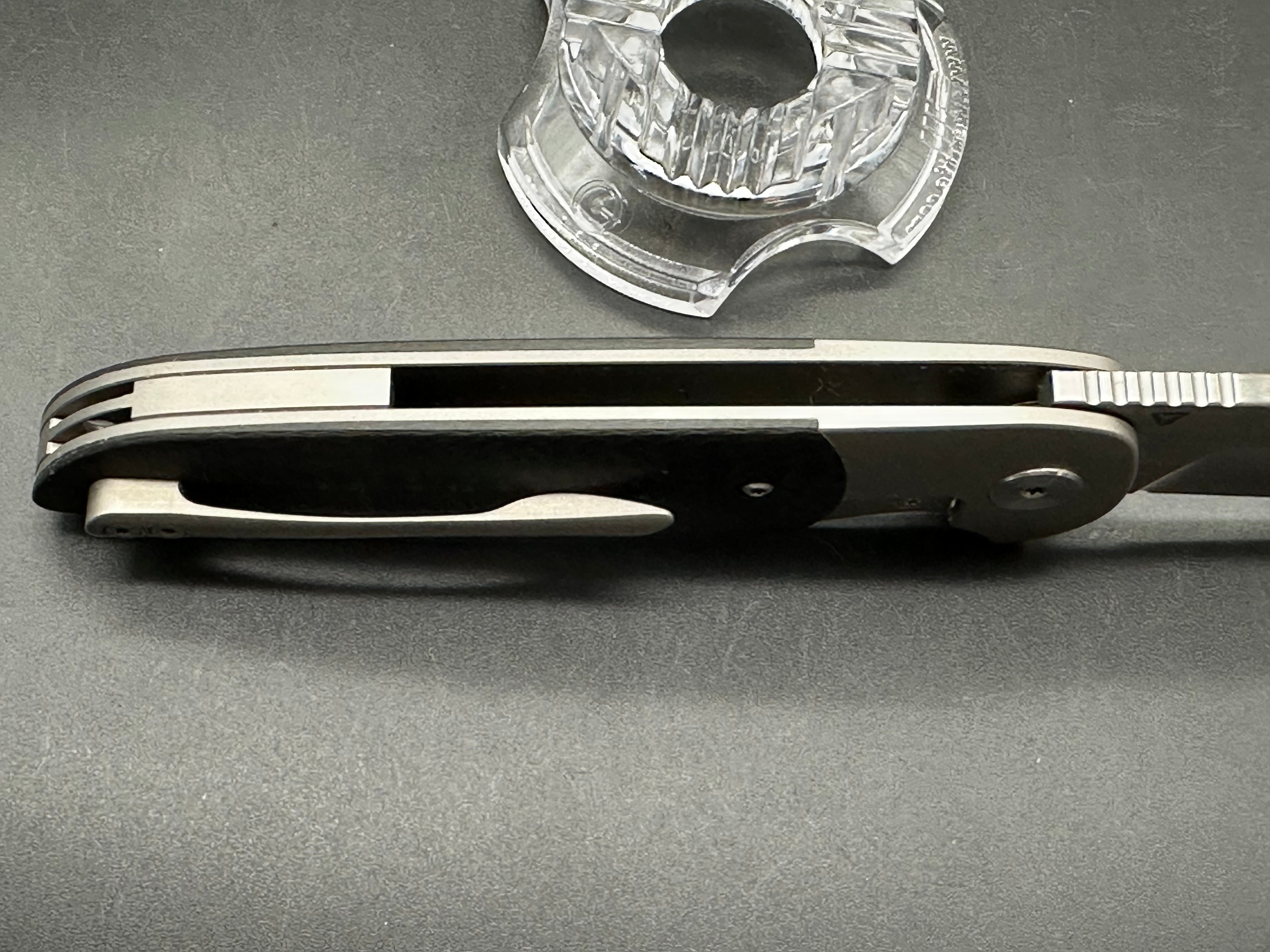 TUYA CALADAN FOLDING KNIFE TI/CARBON FIBER HANDLE S90V SPEAR POINT PLAIN EDGE SATIN FINISH