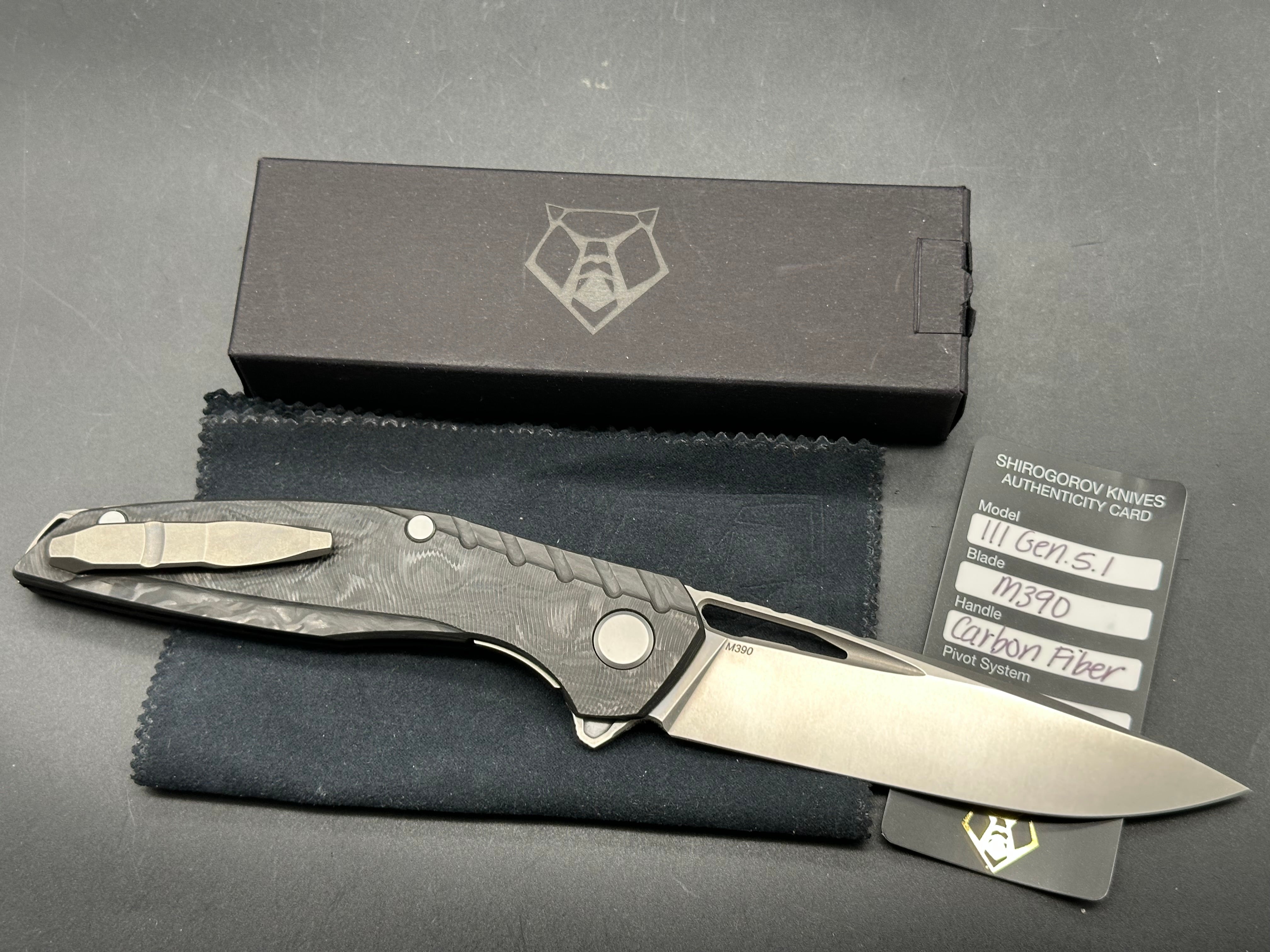 Shirogorov 111 GEN 5.1 – M390 BLADE – MARBLE CARBON FIBER HANDLE – MRBS