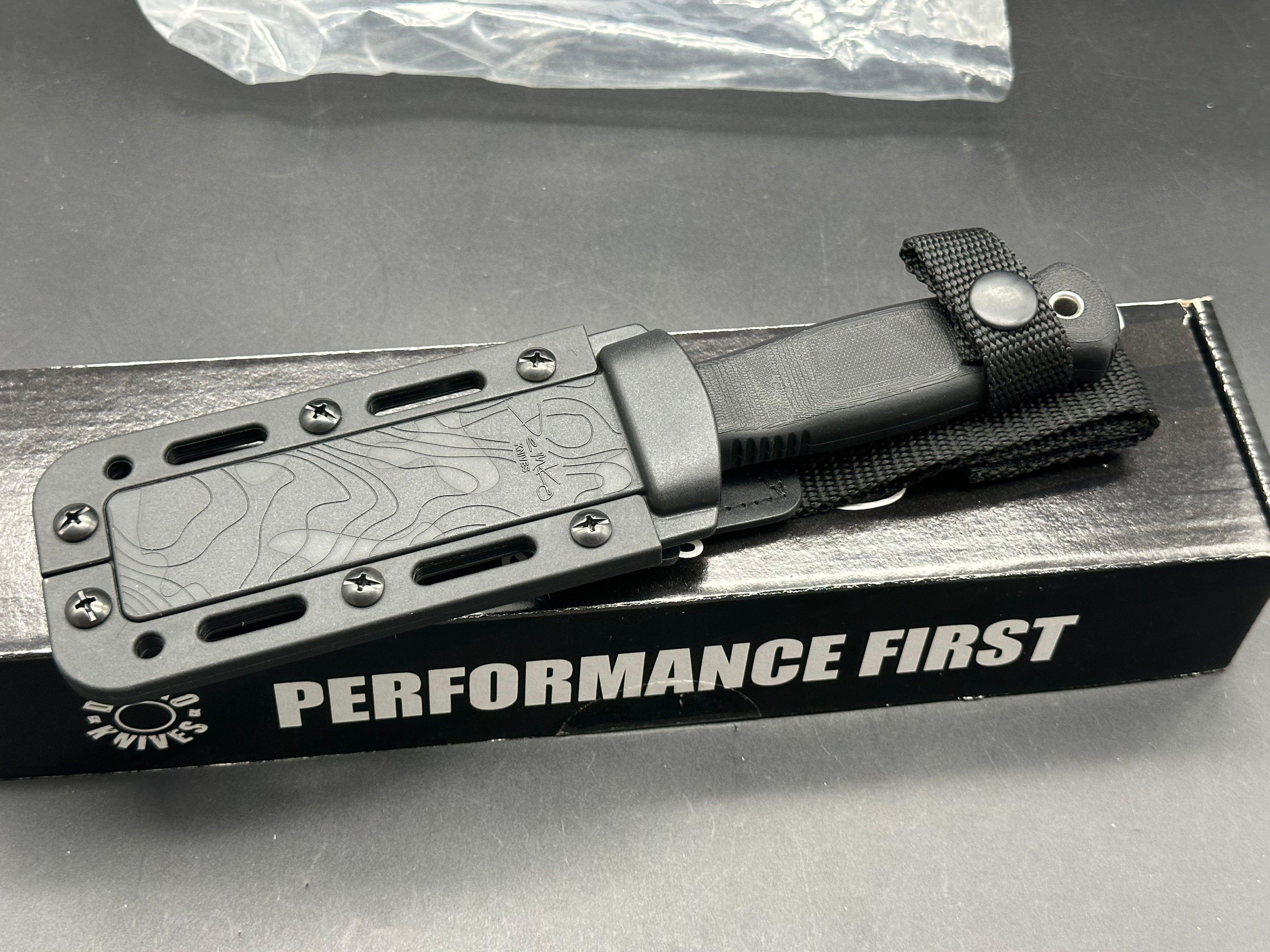 Demko Armiger 4 4.25" CPM-MagnaCut Black Rubber Handle