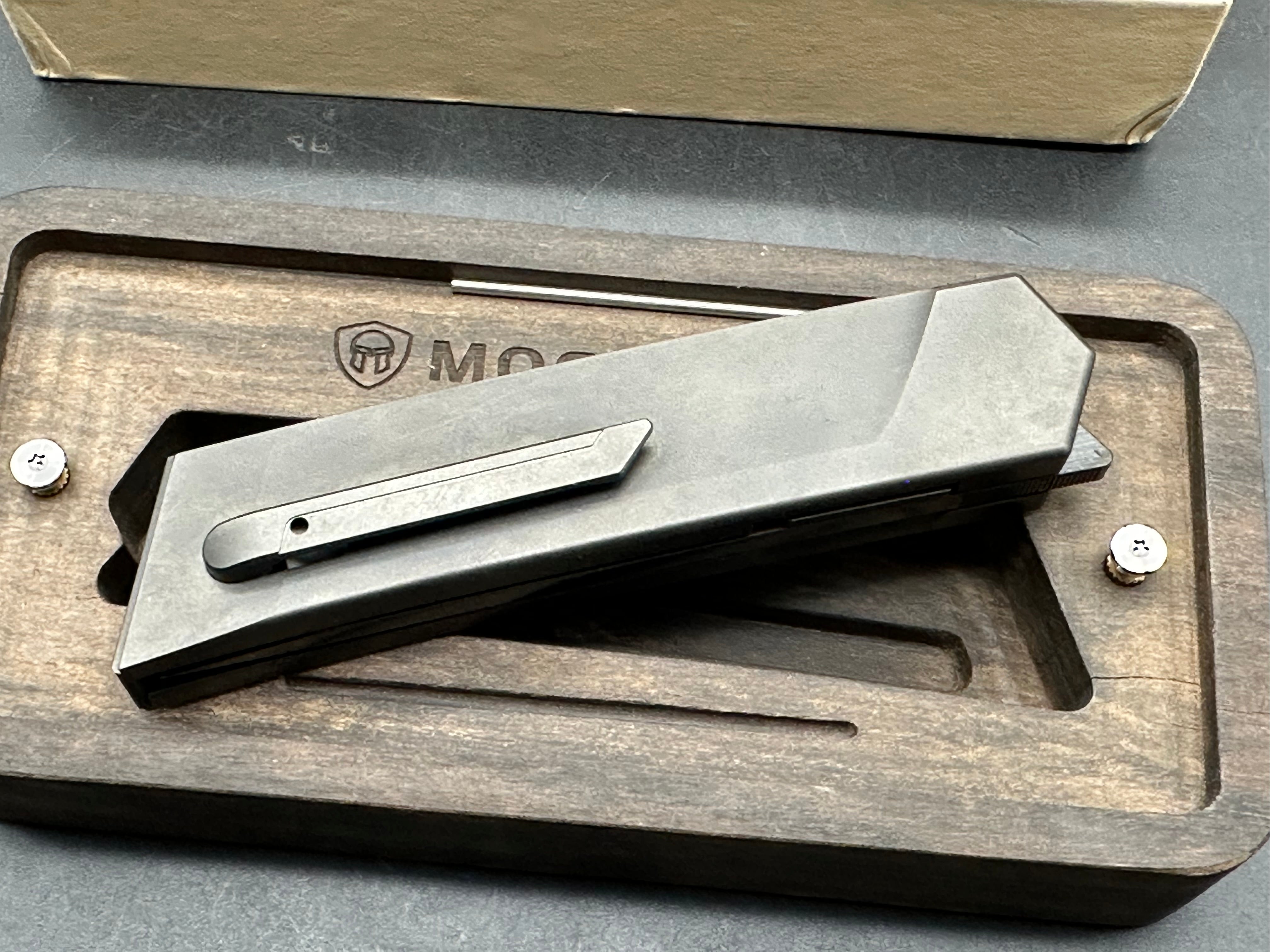 Mocenary Knives - MK-05 (toolless construction)/Black DLC Ti Handle/Tanto/Black DLC Bohler M390