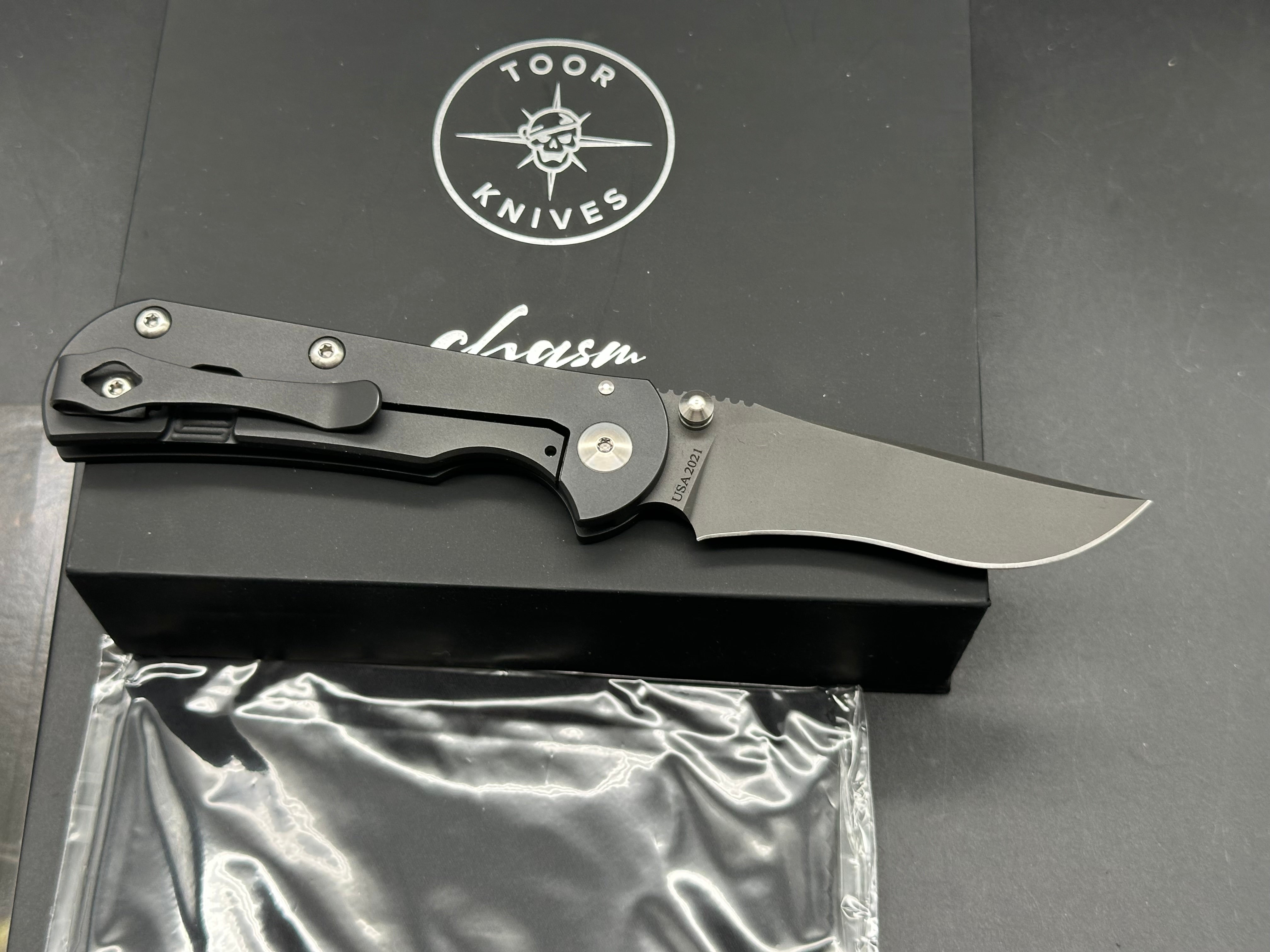 Toor Chasm R Folding Knife - Shadow Black (Gen 2)