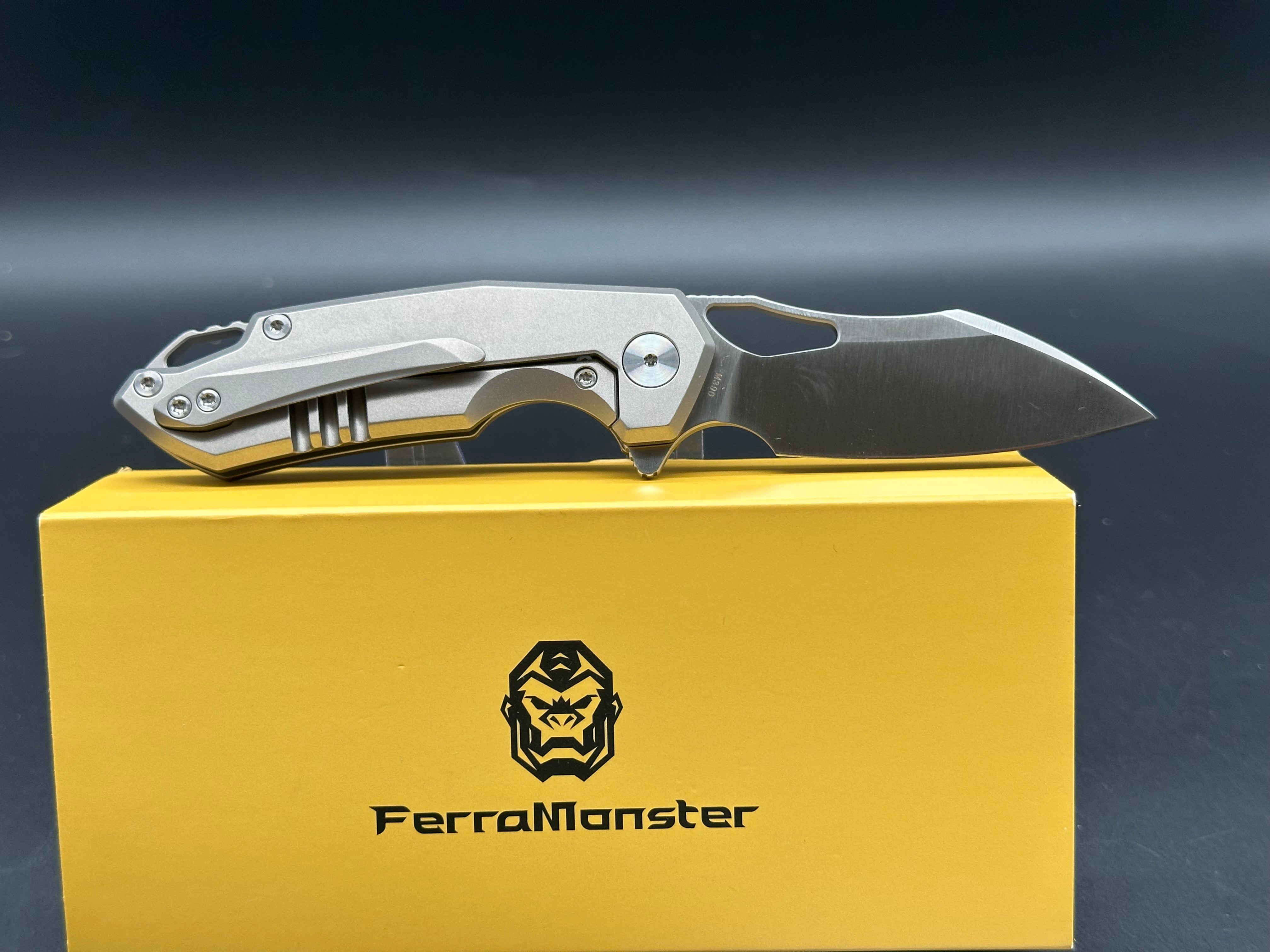 Ferramonster Glideman titanium handle w/M390 blade