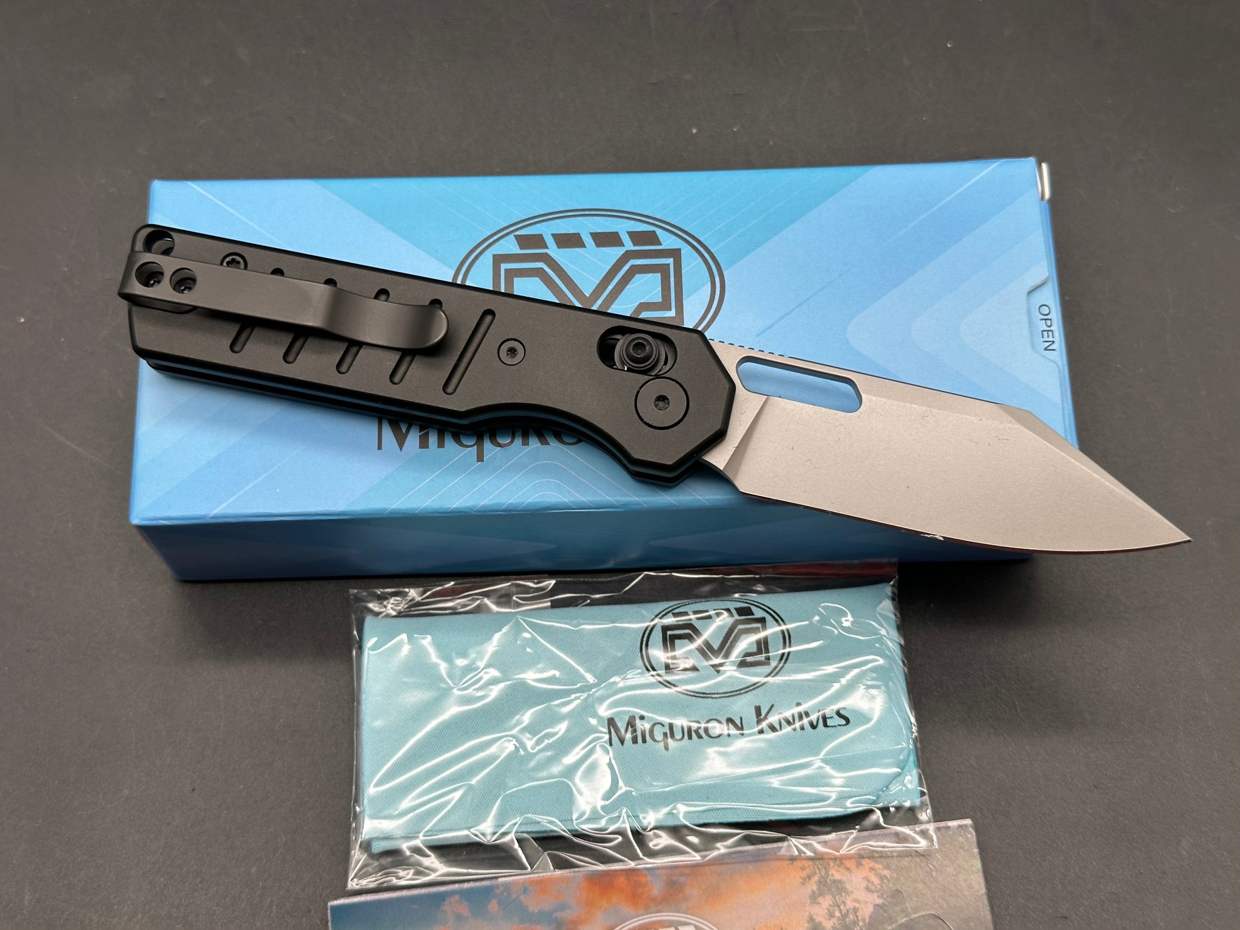 Miguron Gatov, 2.81" D2 Black PVD Blade with Black PVD Aluminum Scales