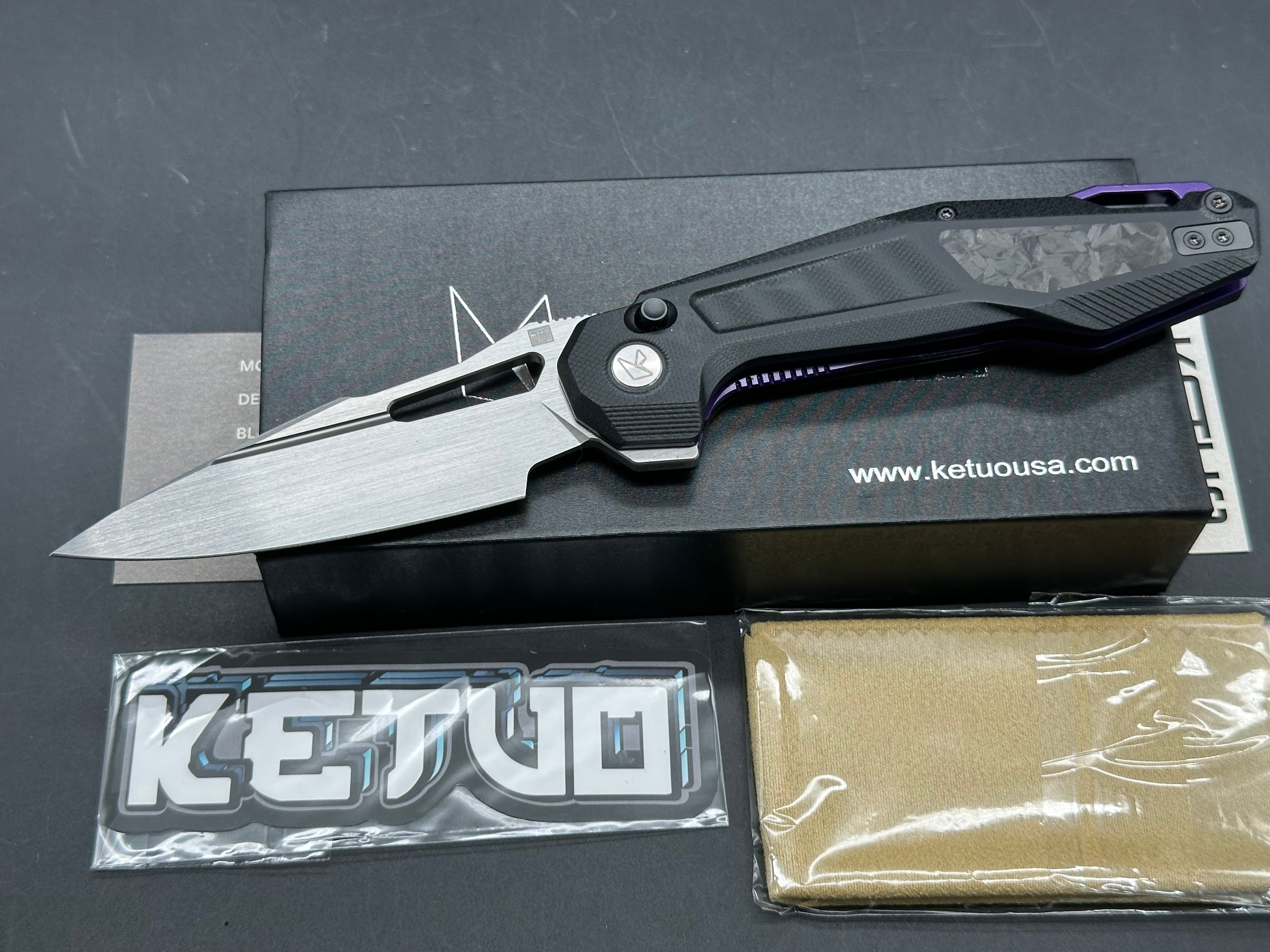 Ketuo Knife - Griffin G10/Black G-10 Scales + Shred Carbon Fiber Inlays w/Purple Backspacer & Liners/Harpoon/Hand Rubbed 14C28N