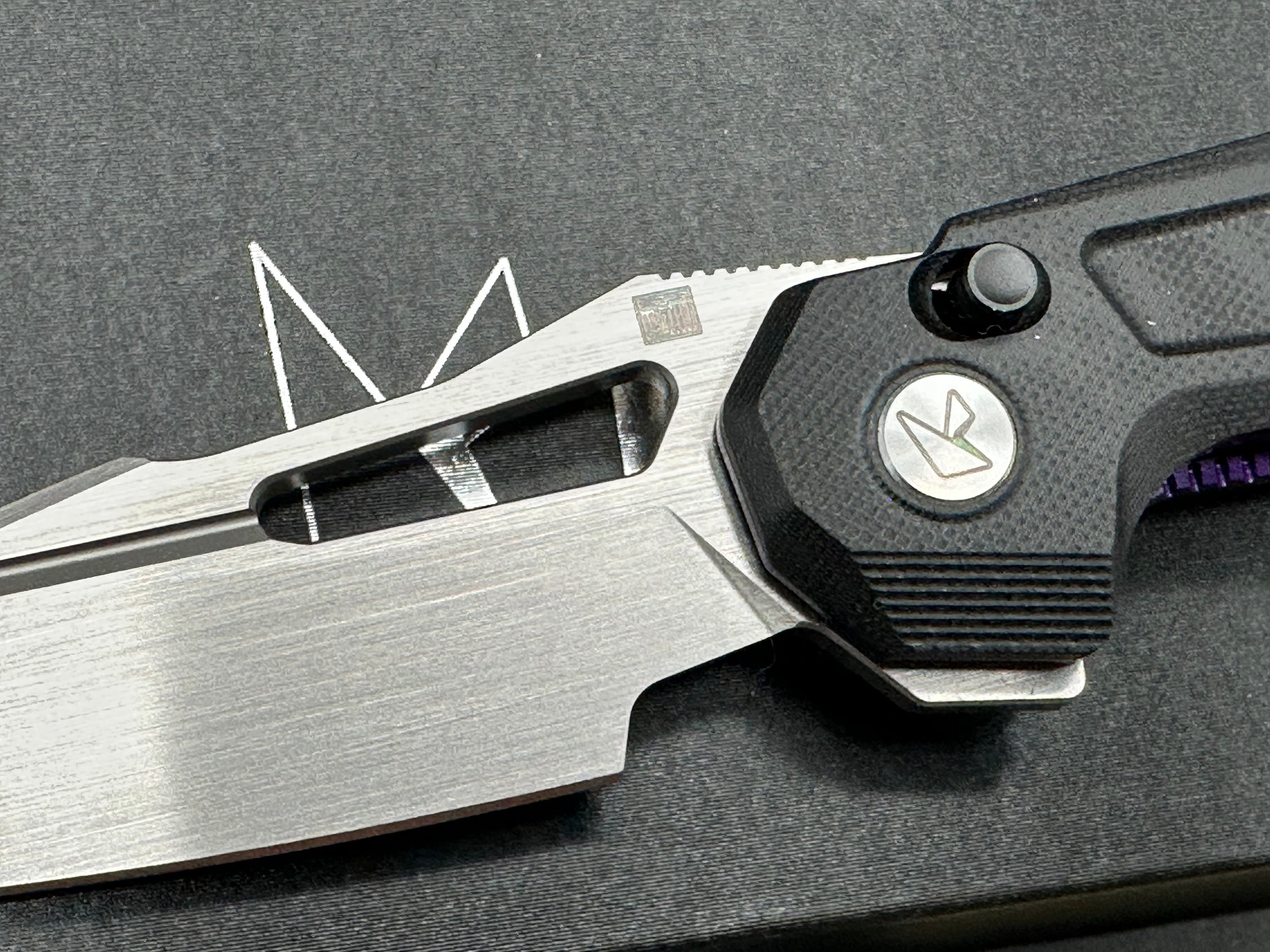 Ketuo Knife - Griffin G10/Black G-10 Scales + Shred Carbon Fiber Inlays w/Purple Backspacer & Liners/Harpoon/Hand Rubbed 14C28N