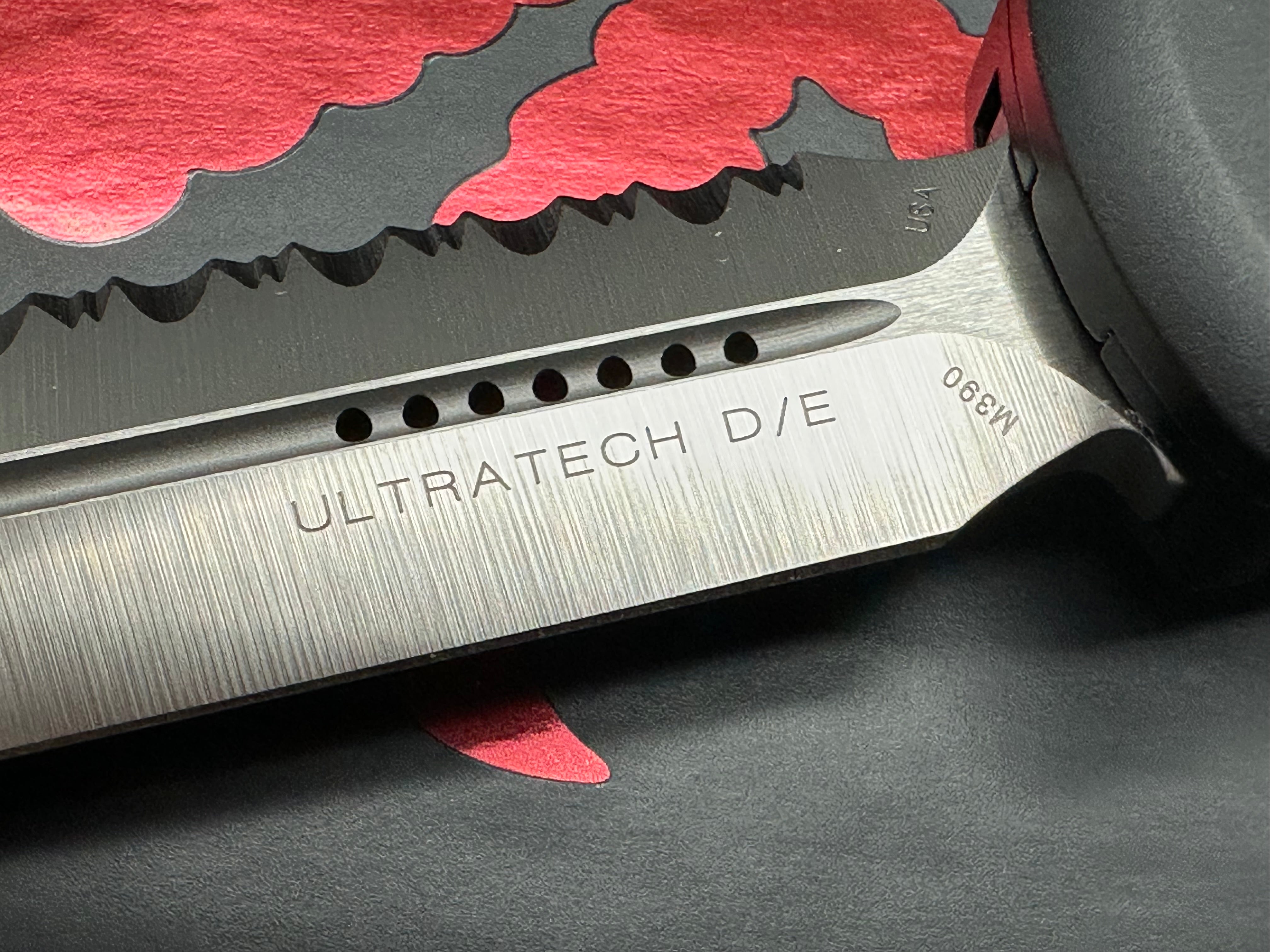 Microtech Ultratch D/E Satin Full Serrated 122-6