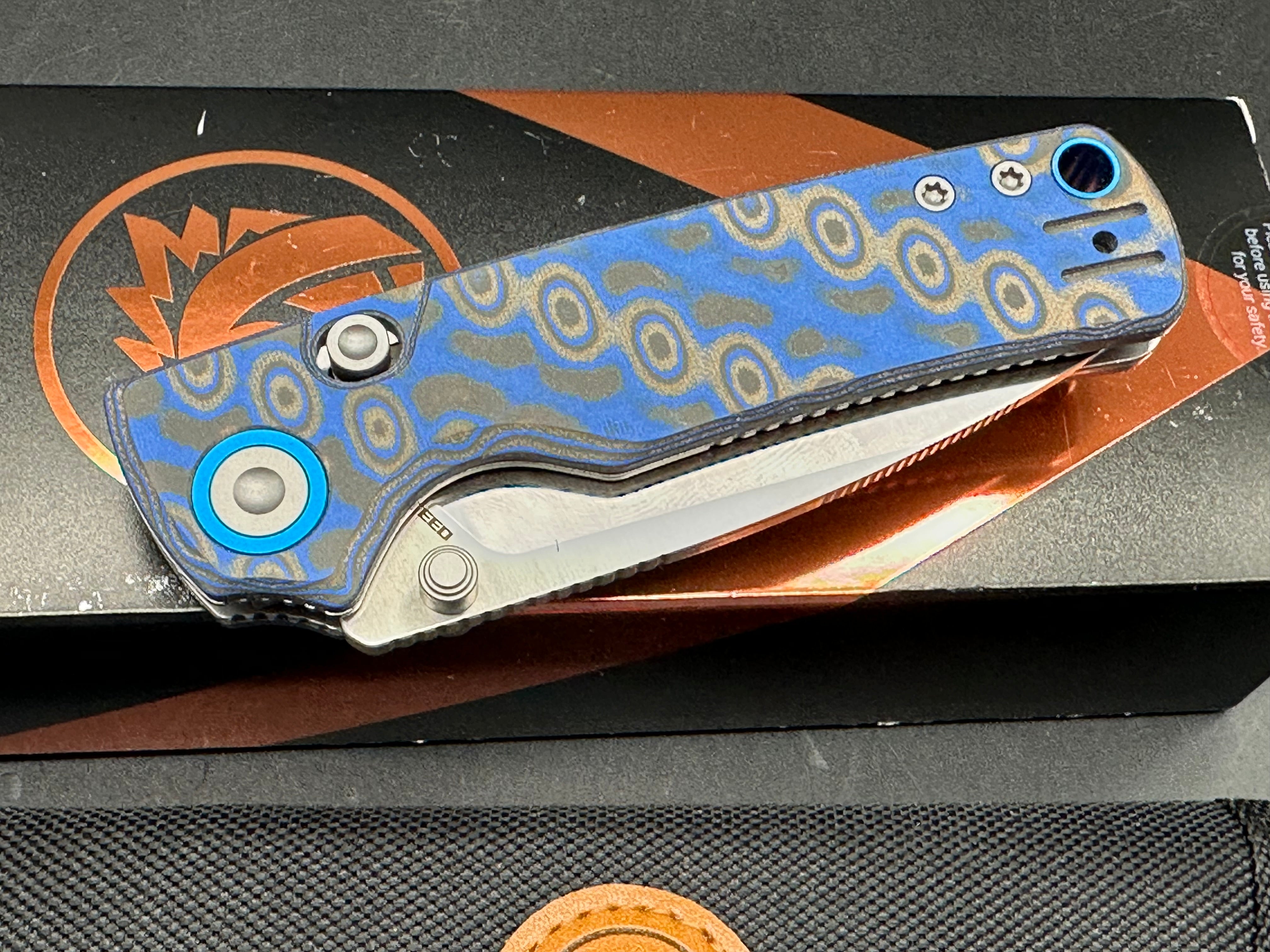 Vosteed Porcupine blue ocean micarta handle w/14C48N blade