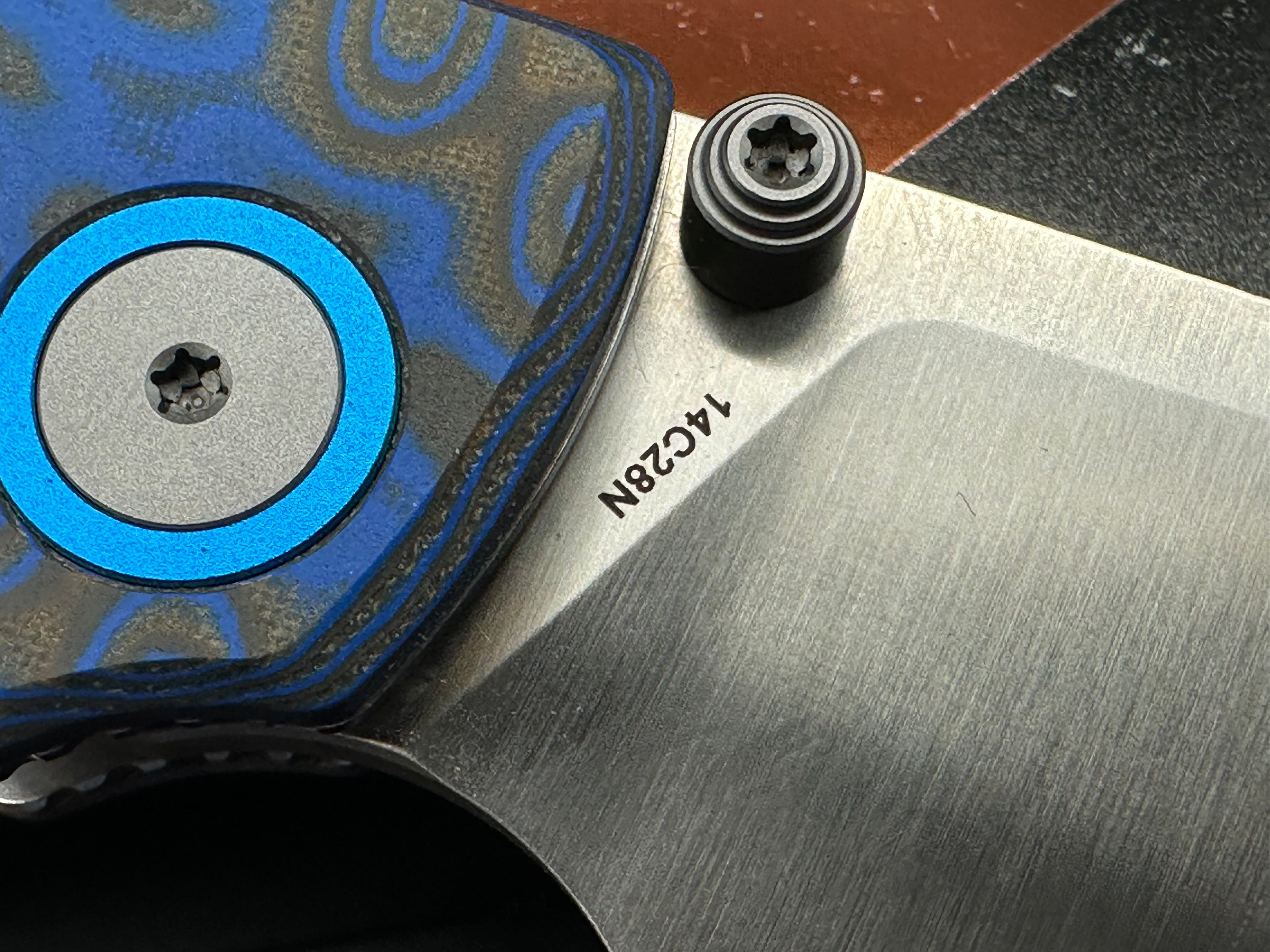Vosteed Porcupine blue ocean micarta handle w/14C48N blade